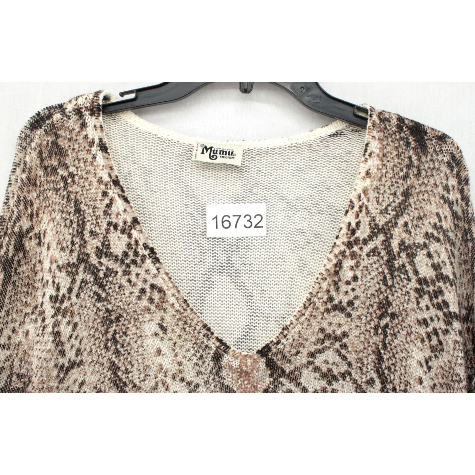 Show Me Your MuMu Show Me Your Mumu Sweater Womens M Hug Me Python Print Oversized Knit Snake Beige V-Neck Pullover/Sweater, All Seasons, Casual Womens, Regular Fit Size M / US 6-8 / IT 42-44 - 7 Thumbnail