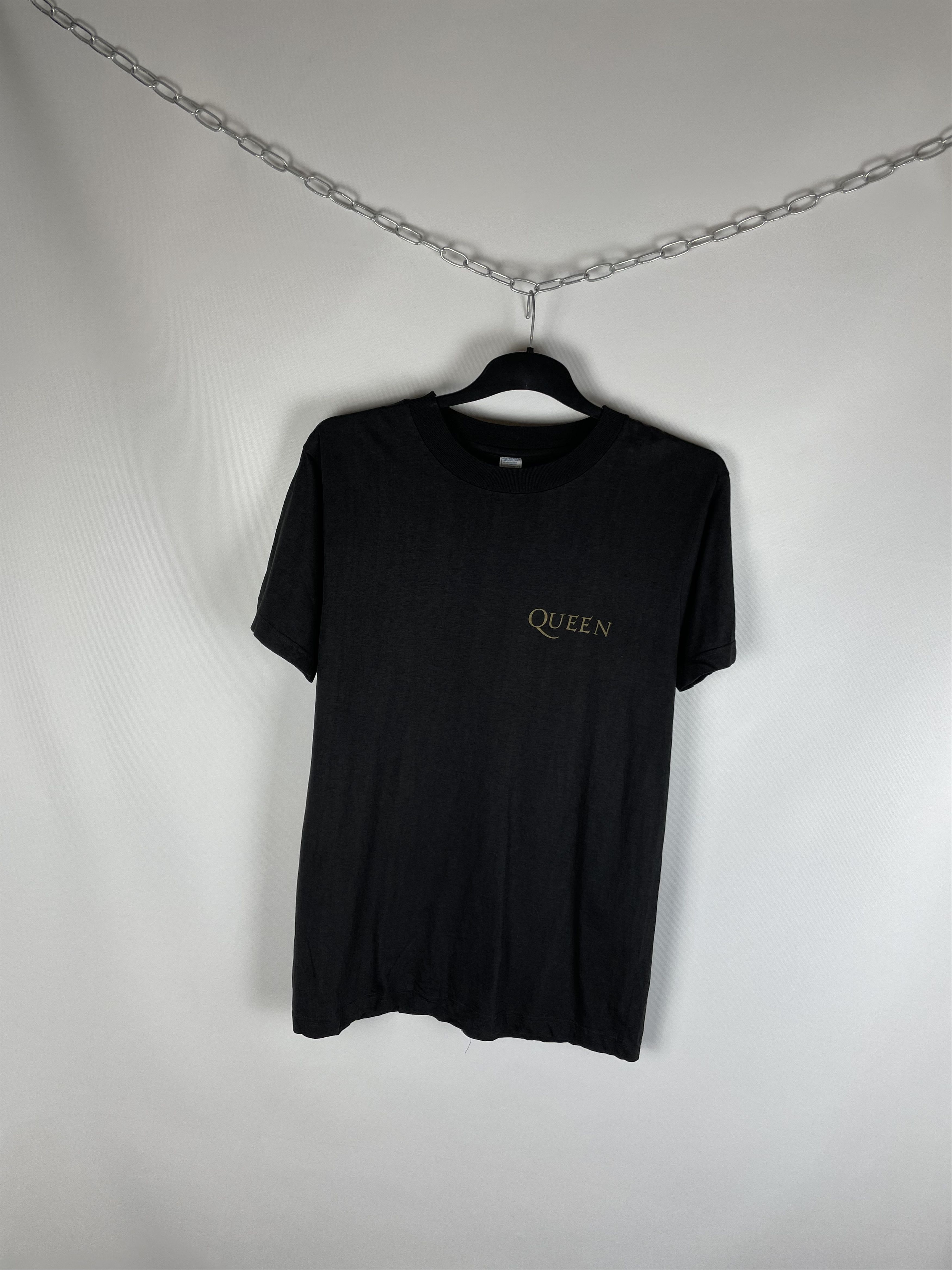 Band Tees VINTAGE 90'S QUEEN LOGO TEE Size US L / EU 52-54 / 3 - 2 Thumbnail