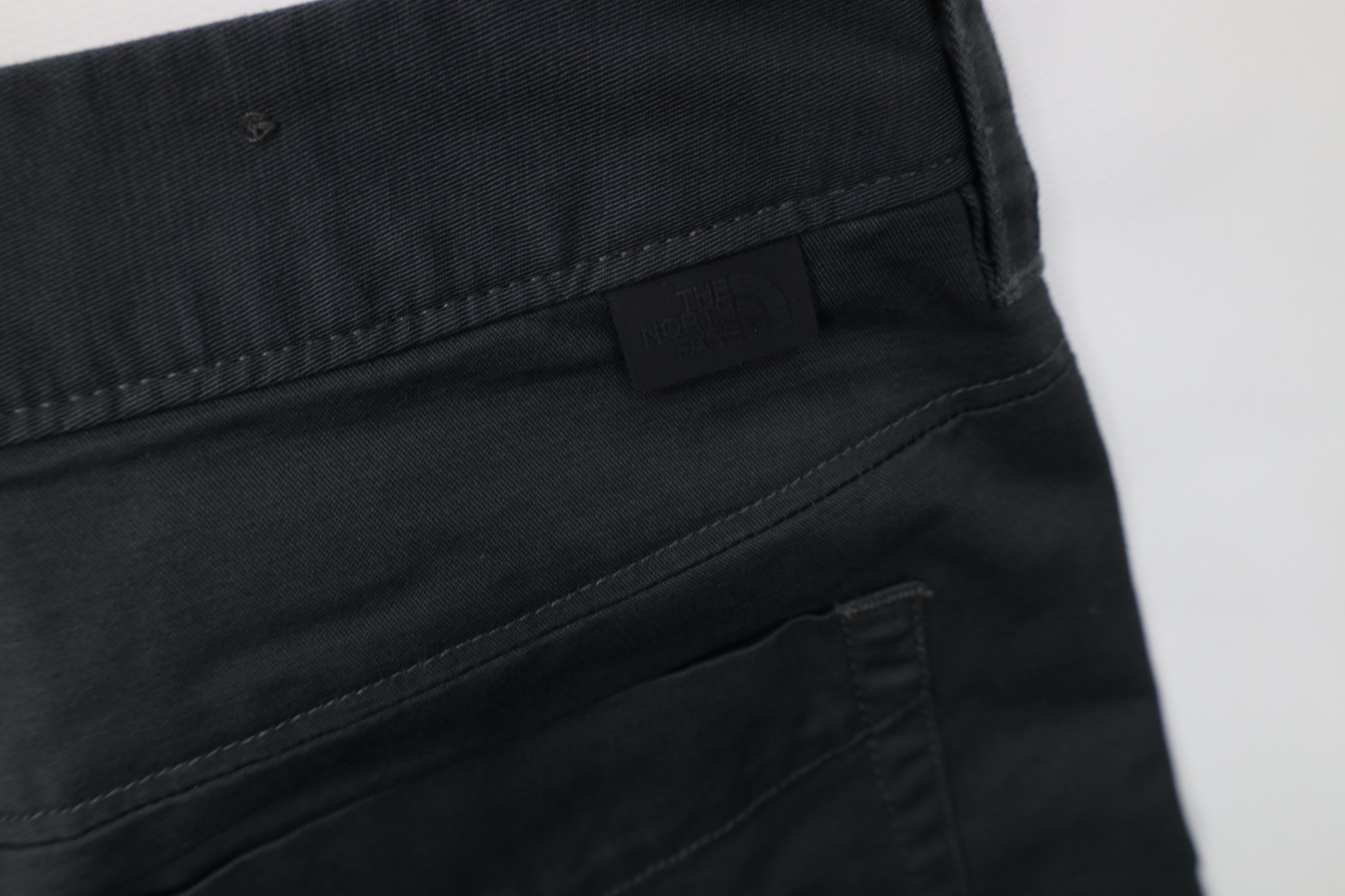The North Face The North Face Fit The Narrows Hiking Trekking Shorts Gray Size US 30 / EU 46 - 12 Thumbnail