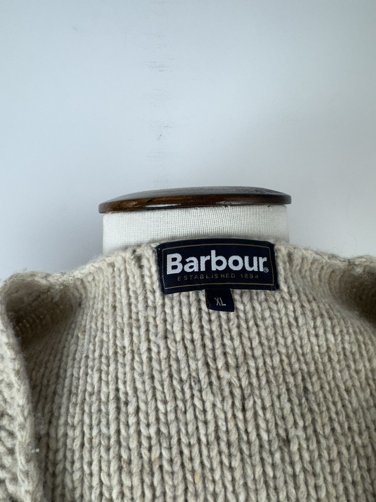 Barbour × Vintage Men’s Barbour Stark V Neck Light Stone Knitted Sweater XL Size US XL / EU 56 / 4 - 5 Thumbnail