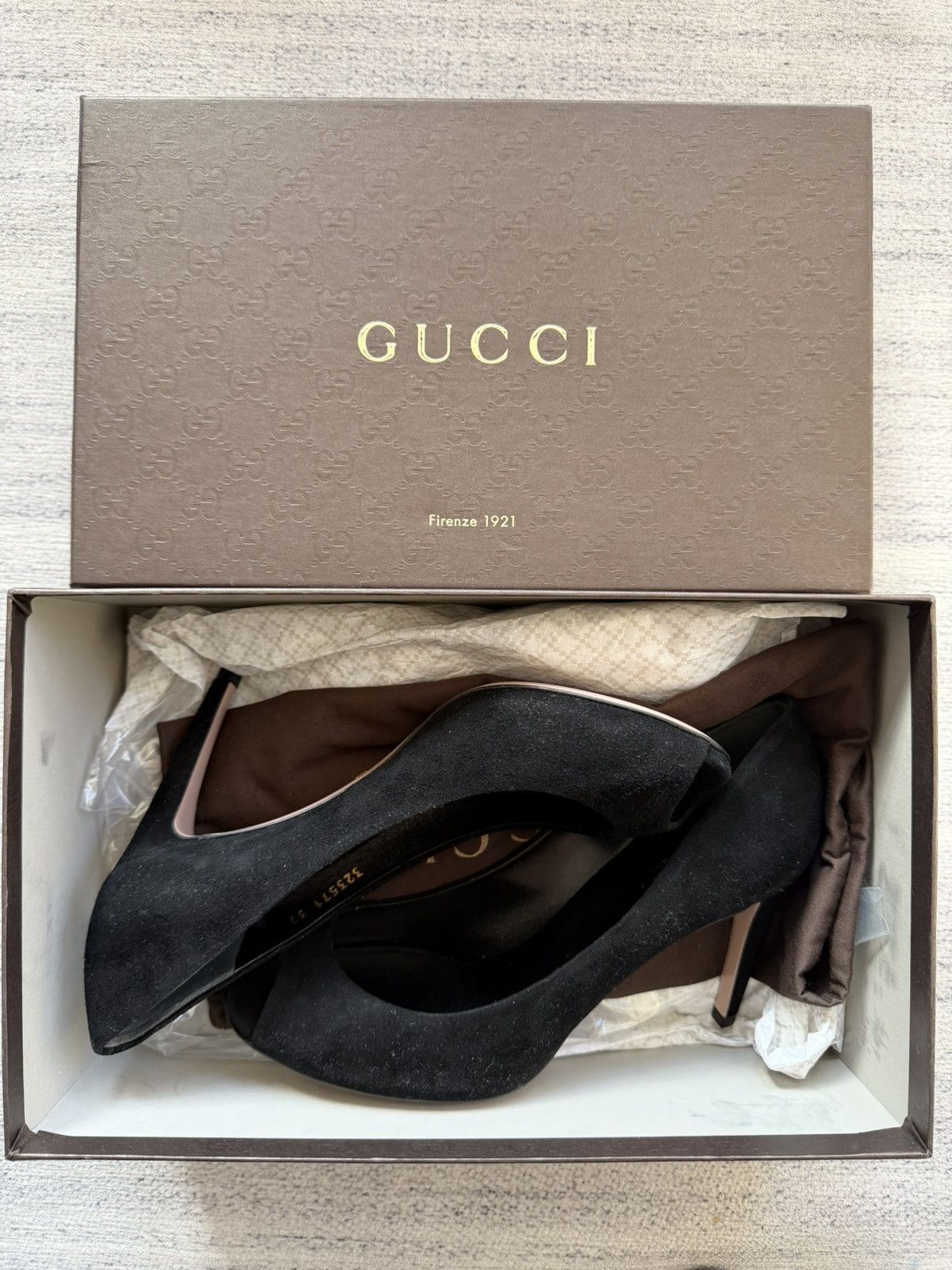 Gucci Gucci Women's Black Suede Peep-Toe Pumps Heels Shoes EU 37 Size US 7 / IT 37 - 2 Thumbnail