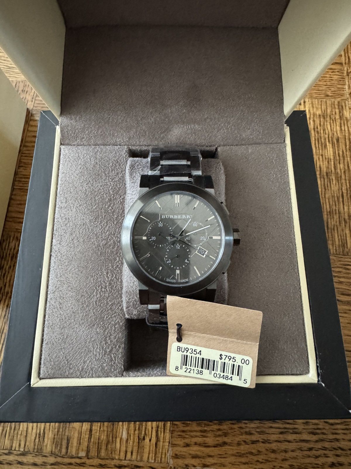 Burberry Brand New Burberry Size 42 - 2 Thumbnail