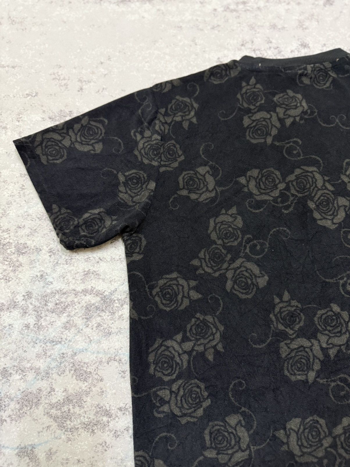 Band Tees Yoshikitty X Japan Music Agency Co. Velvet Tshirt Size US M / EU 48-50 / 2 - 12 Thumbnail