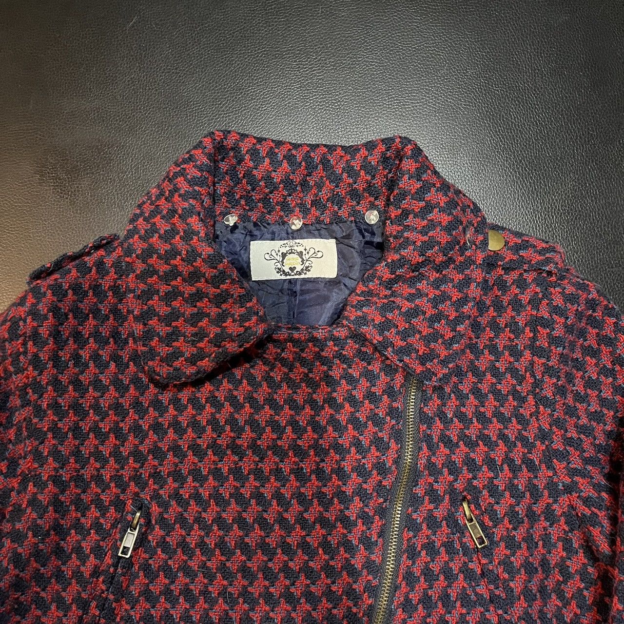 Japanese Brand japanese brand fur removable jacketif6was9LGBavantgardestyle Size US M / EU 48-50 / 2 - 5 Thumbnail