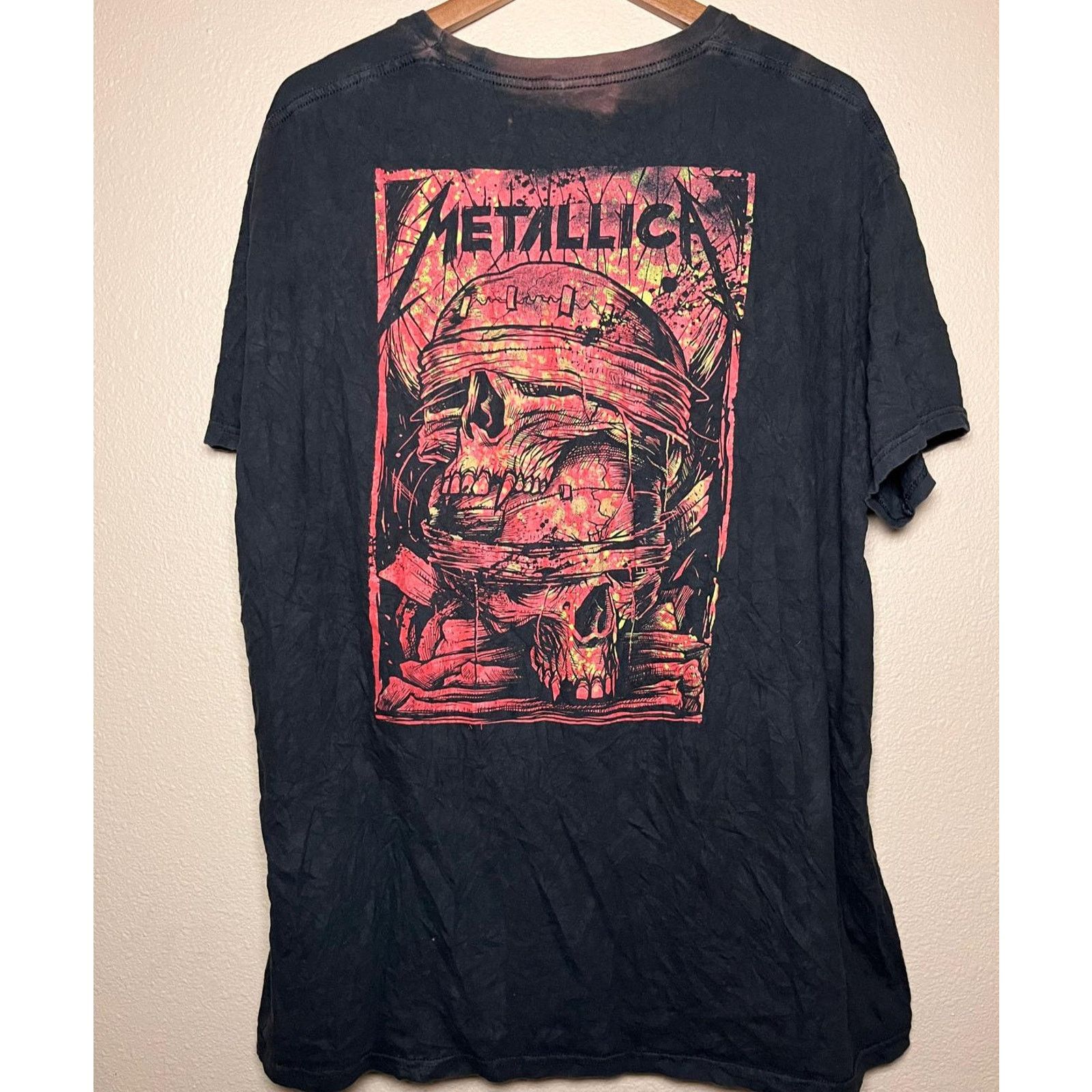 Metallica 💀 Metallica Distressed Skull Graphic Band Tee – 2X Size US XXL / EU 58 / 5 - 2 Thumbnail