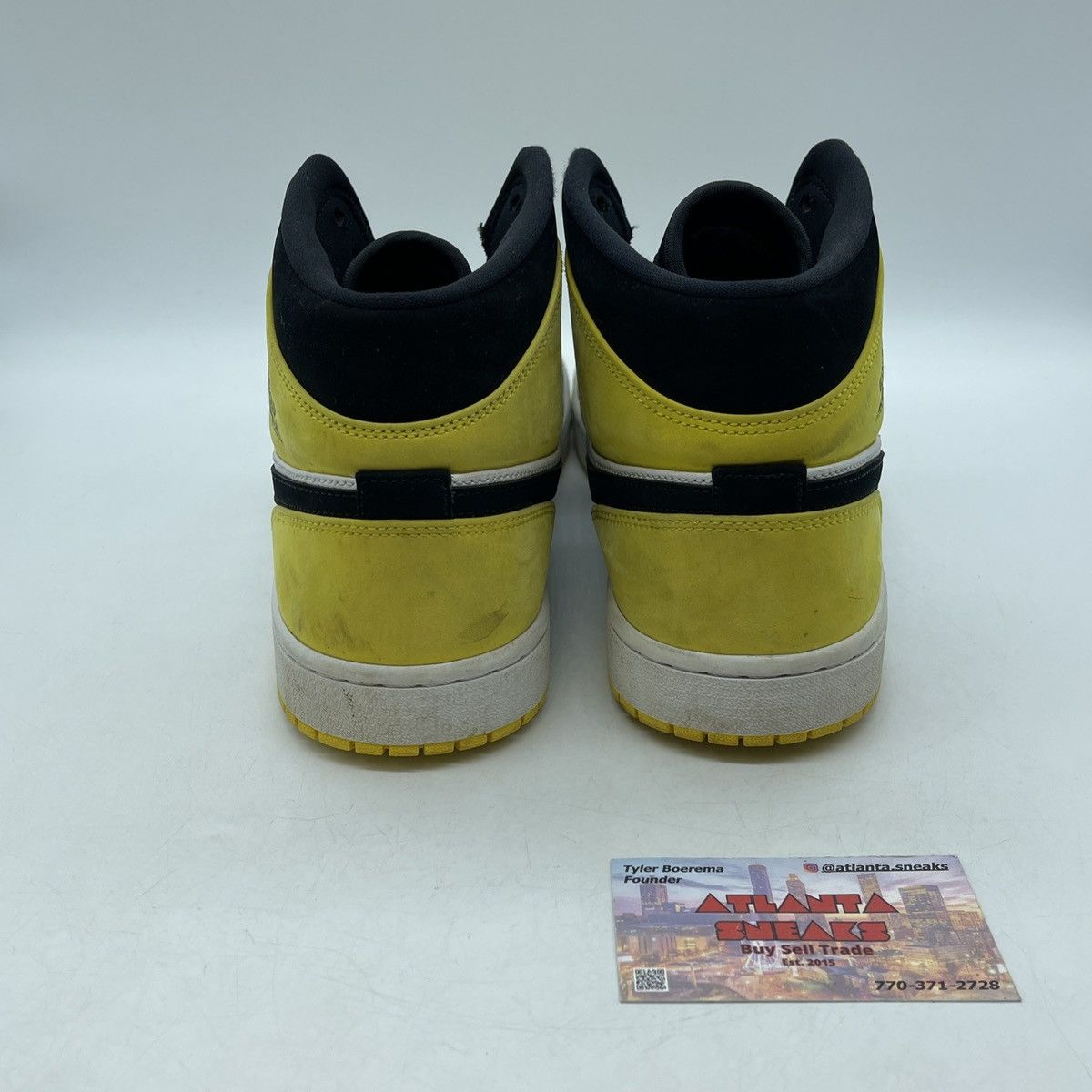Jordan Brand Air Jordan 1 mid yellow toe Size US 11.5 / EU 44-45 - 3 Thumbnail