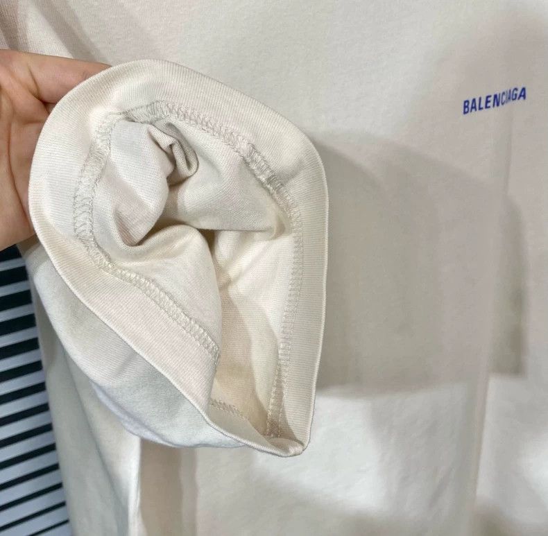 Balenciaga Balenciaga Short sleeve + T-shirt + monogram logo Size US S / EU 44-46 / 1 - 6 Thumbnail