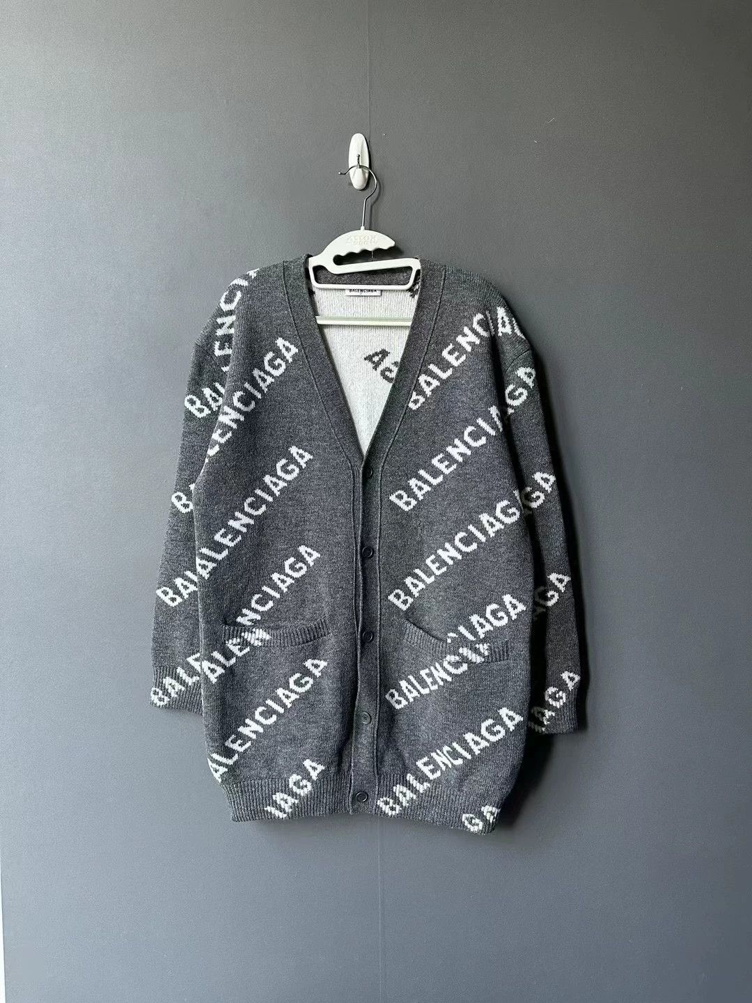 Balenciaga Balenciaga bullet screen cardigan Size US S / EU 44-46 / 1 - 1 Thumbnail