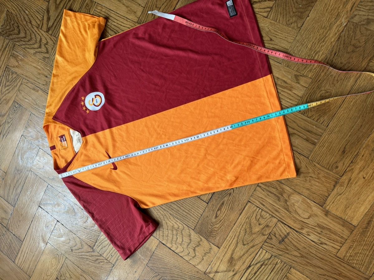 Nike 2018 2019 Galatasaray Turkey Nike Home Away Football Jersey Size US L / EU 52-54 / 3 - 15 Thumbnail