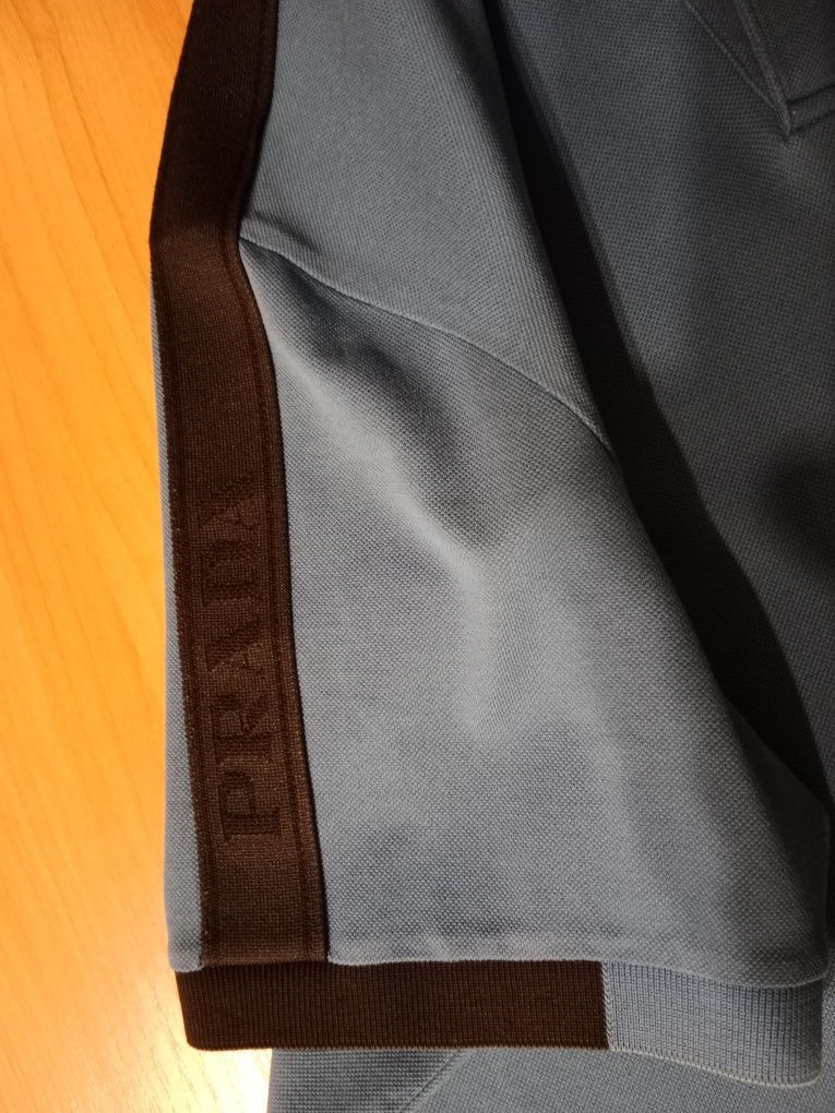 Prada Prada Milano 2019 Polo T-shirt Size US L / EU 52-54 / 3 - 4 Thumbnail