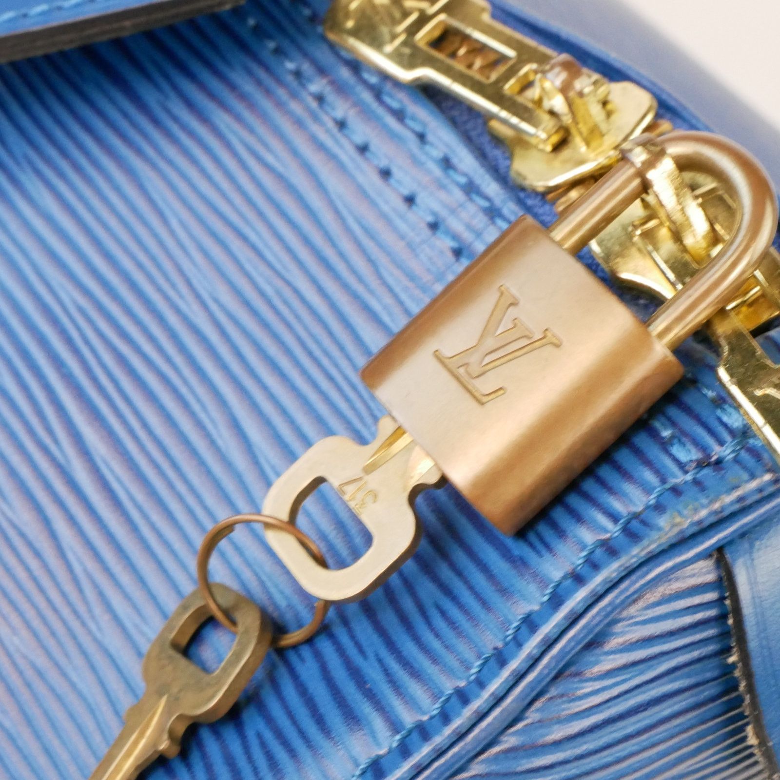 Louis Vuitton Louis Vuitton Blue Ocean Keepall 50 Size ONE SIZE - 7 Thumbnail