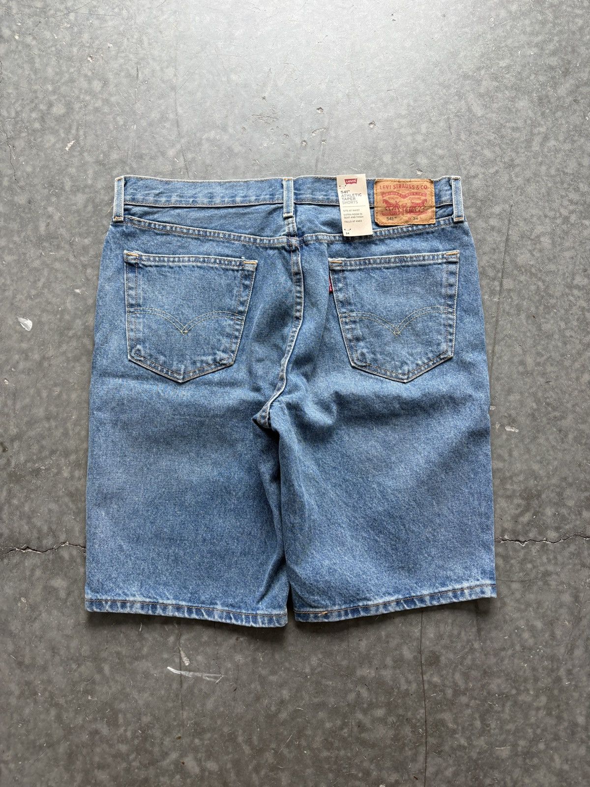 Levi's BNWT Levis 541 Denim Jean Shorts Size 34 Size US 34 / EU 50 - 4 Thumbnail