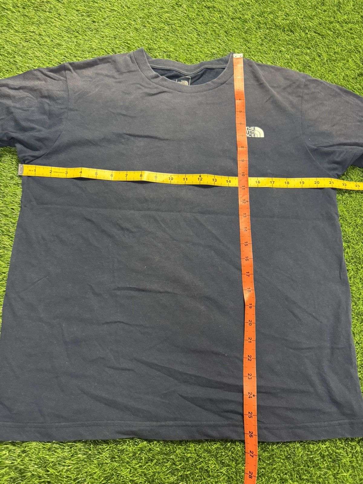 The North Face assorted tshirt - the north face tshirt Size US L / EU 52-54 / 3 - 8 Thumbnail