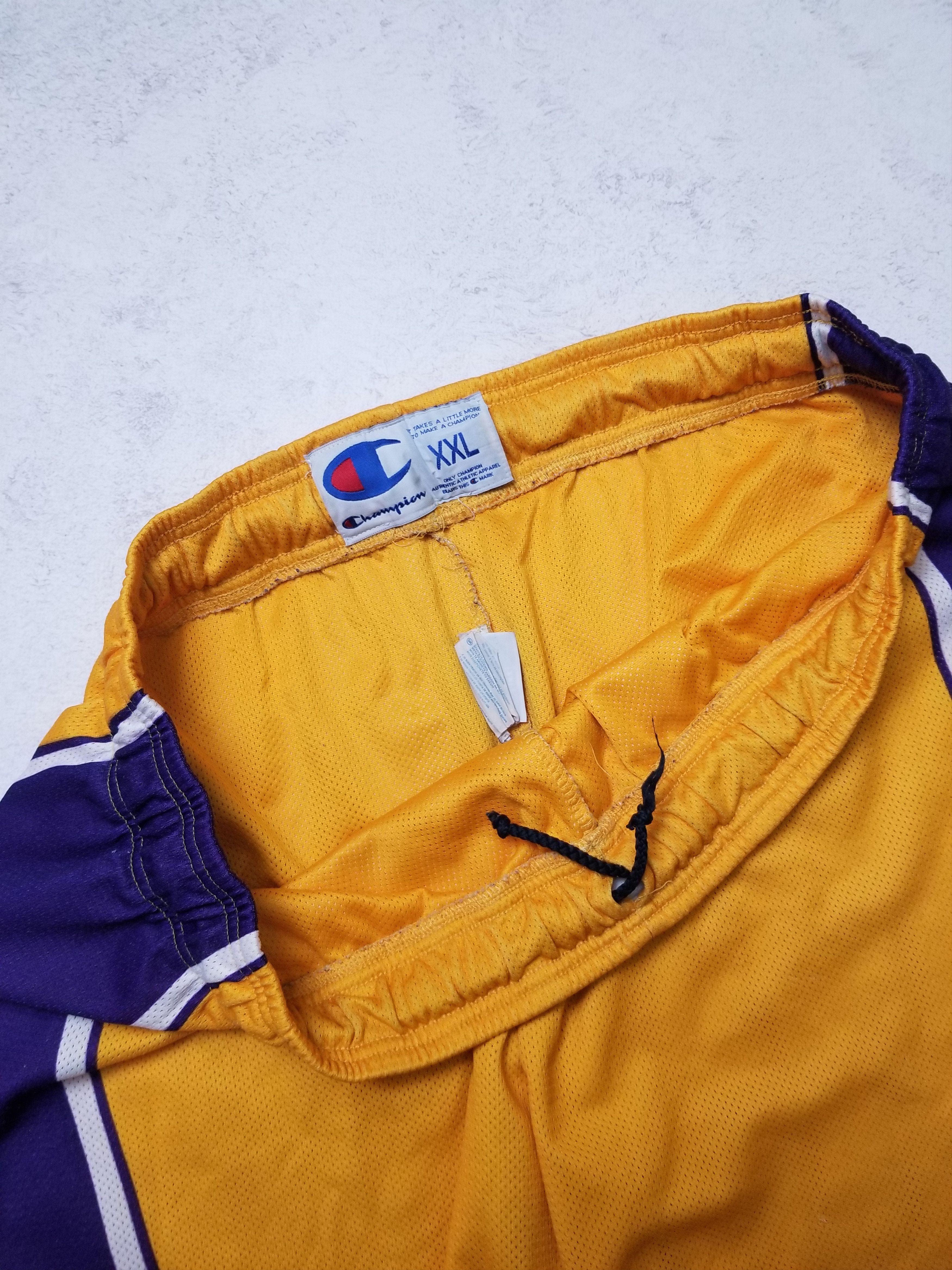 Champion Vintage Champion Los Angels Lakers Basketball NBA Men's XXL Size US 42 / EU 58 - 6 Thumbnail
