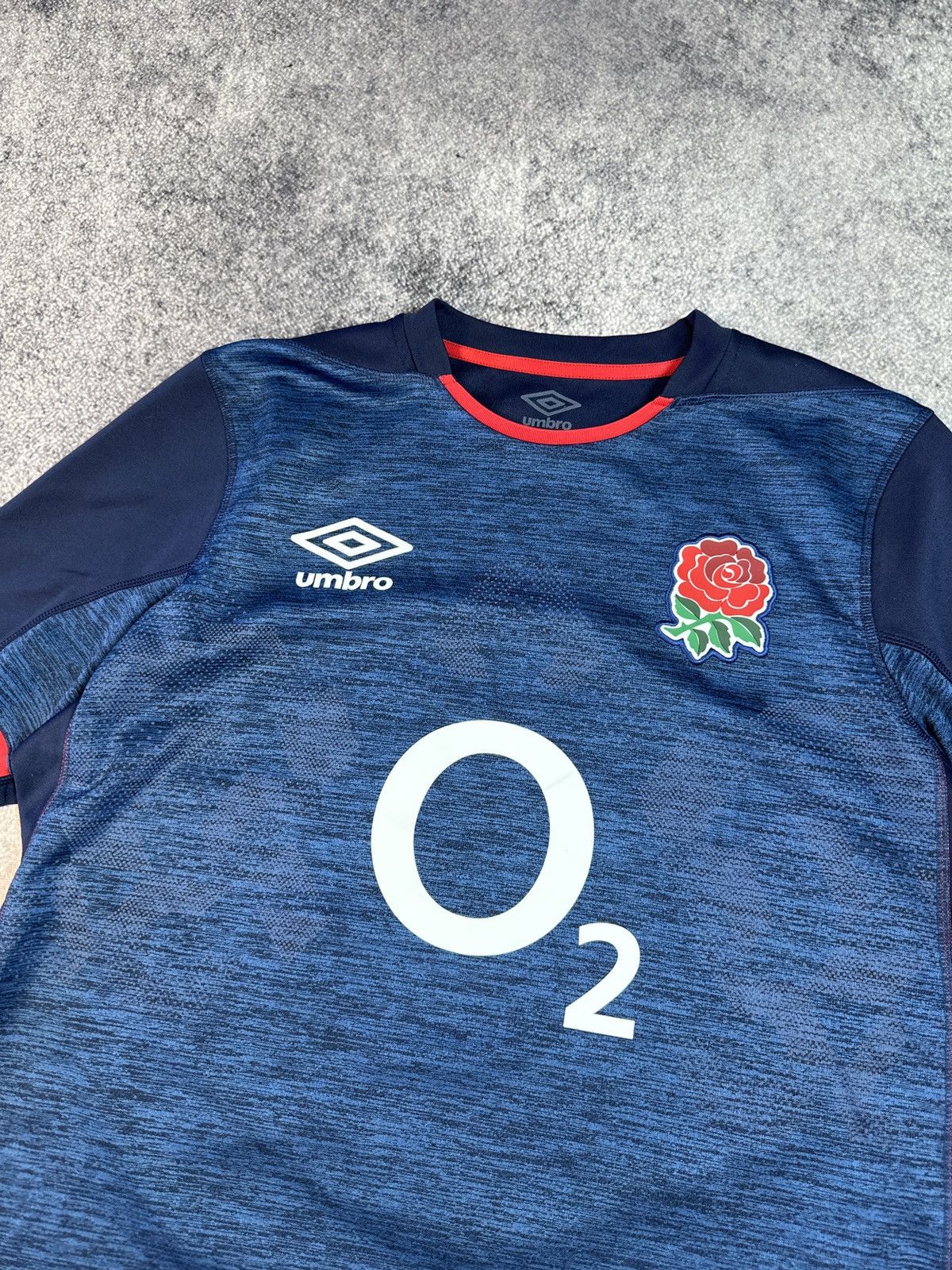 Umbro × Vintage Umbro England O2 Rugby Streetwear rare Jersey VTg L Sport Size US L / EU 52-54 / 3 - 2 Thumbnail