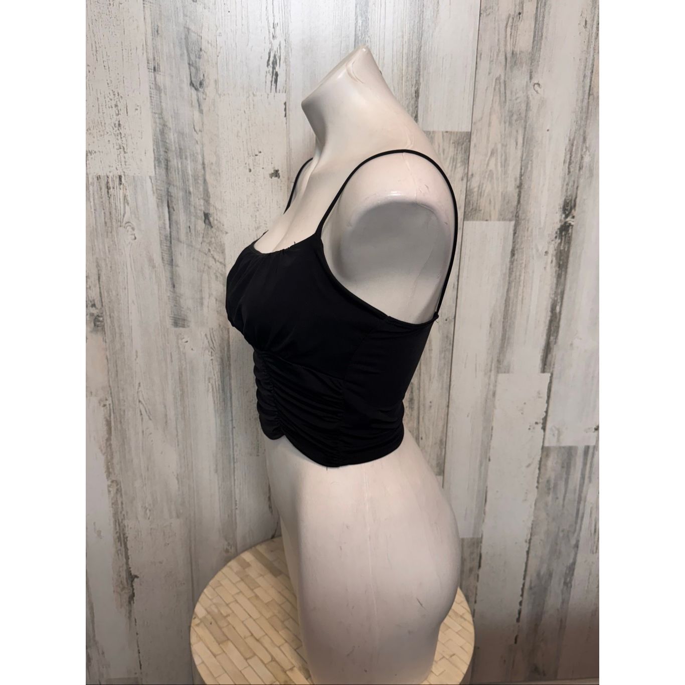 Perfect Moment Live in the Moment Black Ruched Cami Top Women’s Size M Size M / US 6-8 / IT 42-44 - 5 Thumbnail