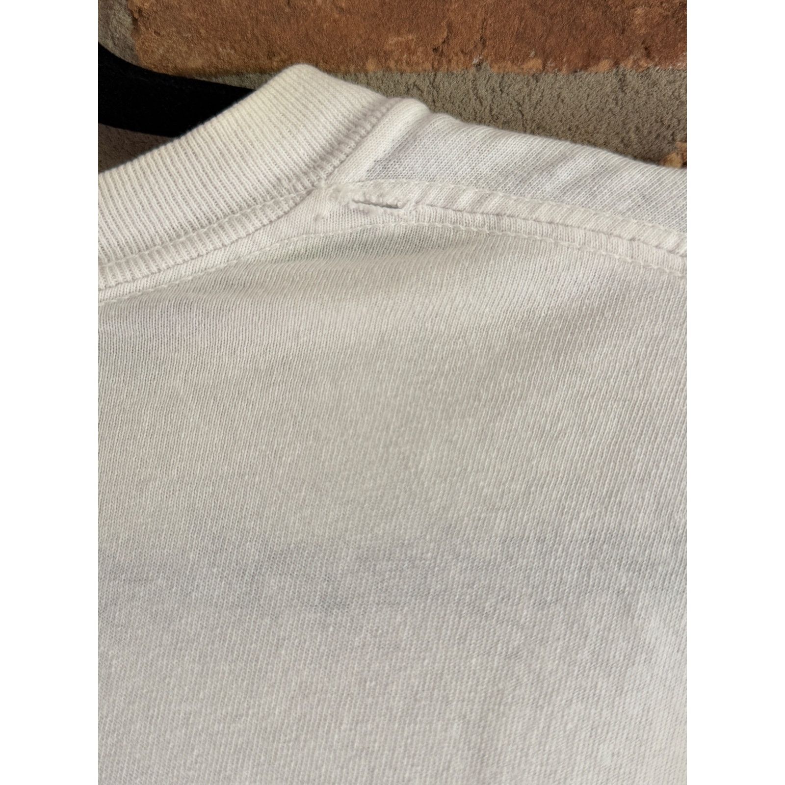 Gildan 2011 Colonial Beach Disaster Graphic Tee Large Size US L / EU 52-54 / 3 - 4 Thumbnail