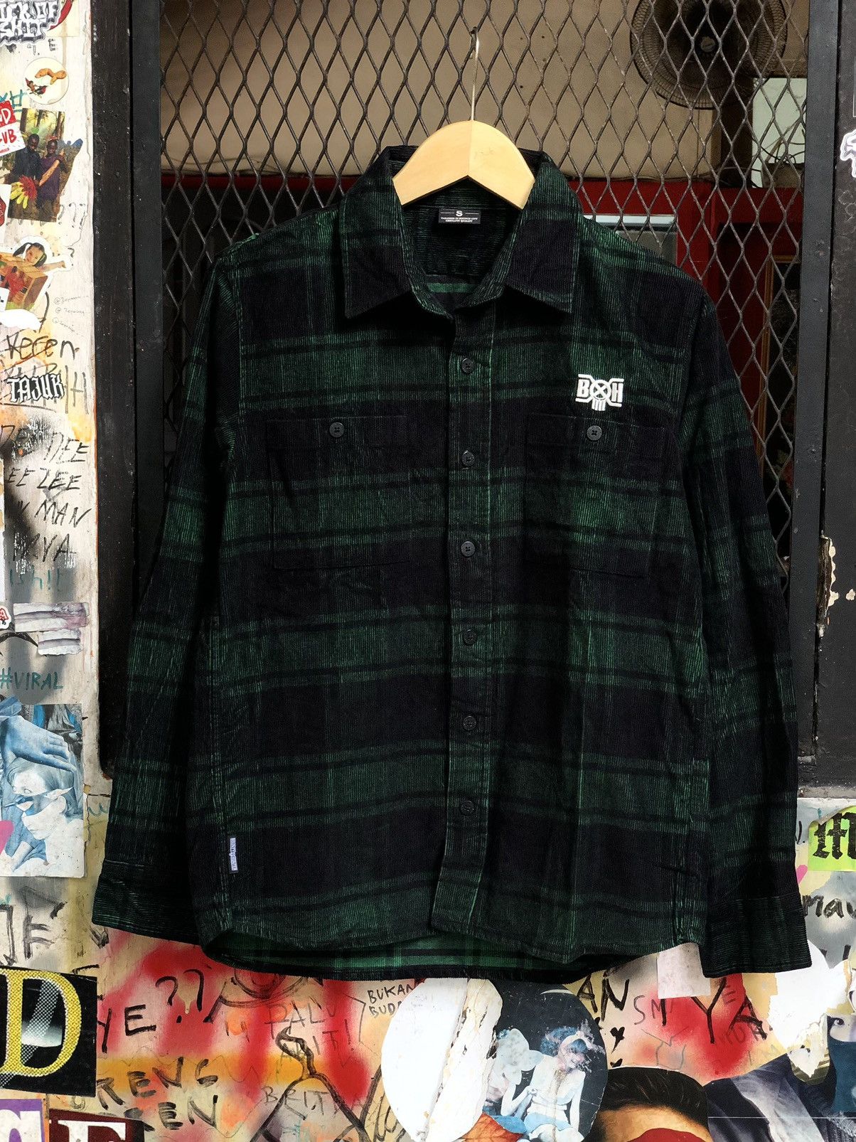 Bounty Hunter × Japanese Brand BOUNTY HUNTER FLANNEL PLAID CORDUROY PLAID BUTTON SHIRT Size US S / EU 44-46 / 1 - 1 Thumbnail