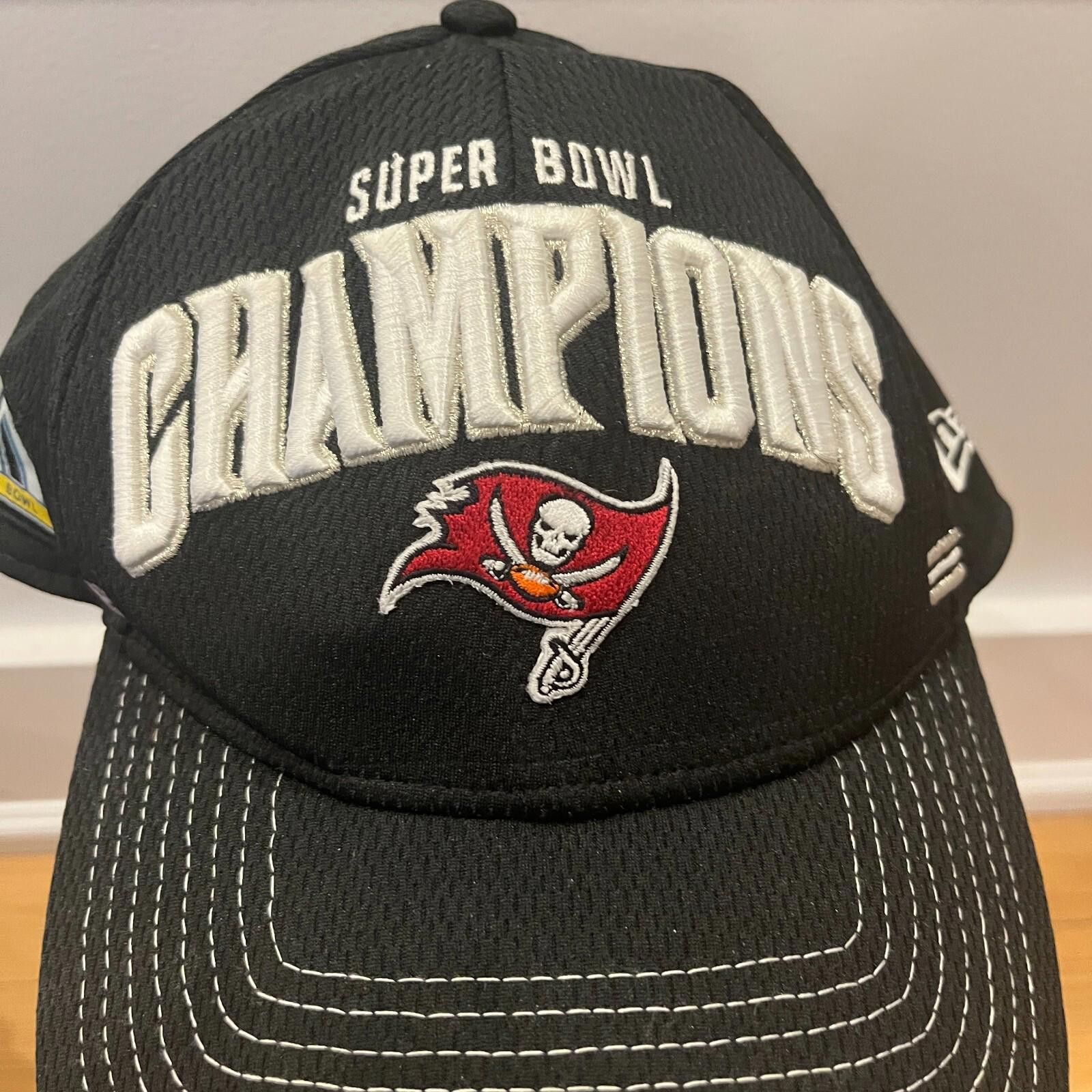 New Era Tampa Bay Bucaneers Champions Snapback Hat Super Bowl Size ONE SIZE - 2 Thumbnail