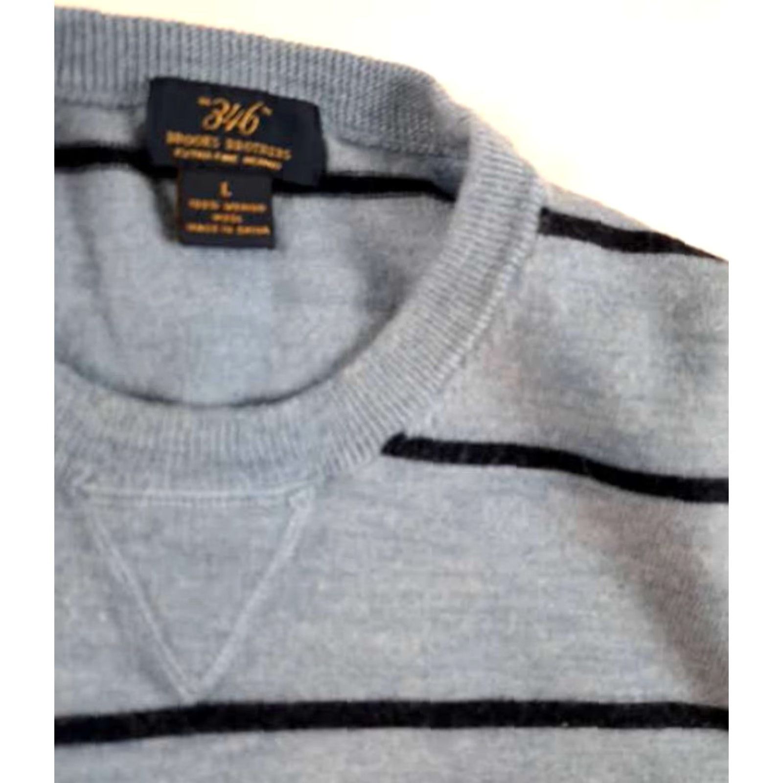 Brooks Brothers VINTAGE Brooks Brothers Sweater Knit Wool Striped V-Neck L Size US L / EU 52-54 / 3 - 3 Thumbnail