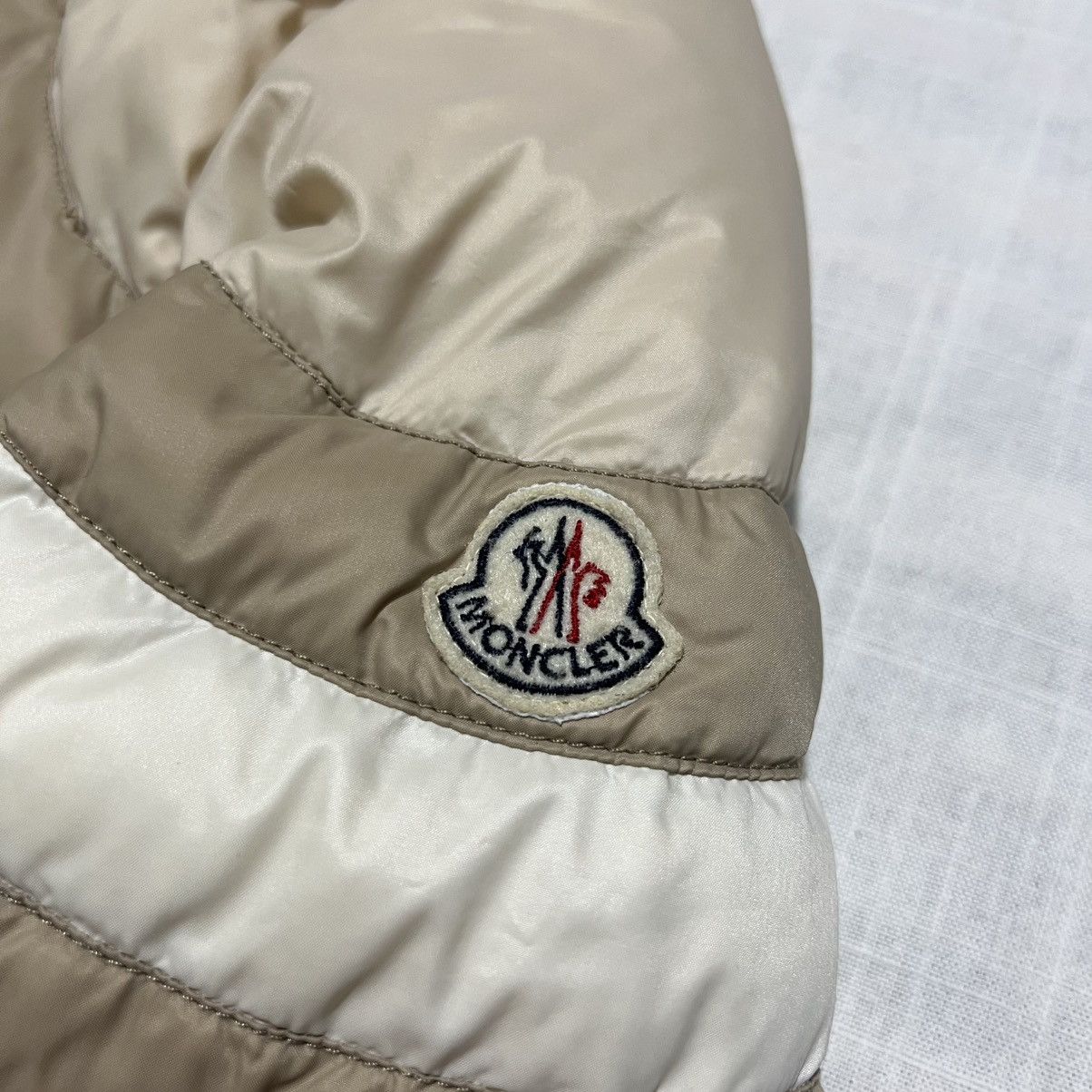Moncler Moncler Vintage light down jacket Size XL / US 12-14 / IT 48-50 - 7 Thumbnail