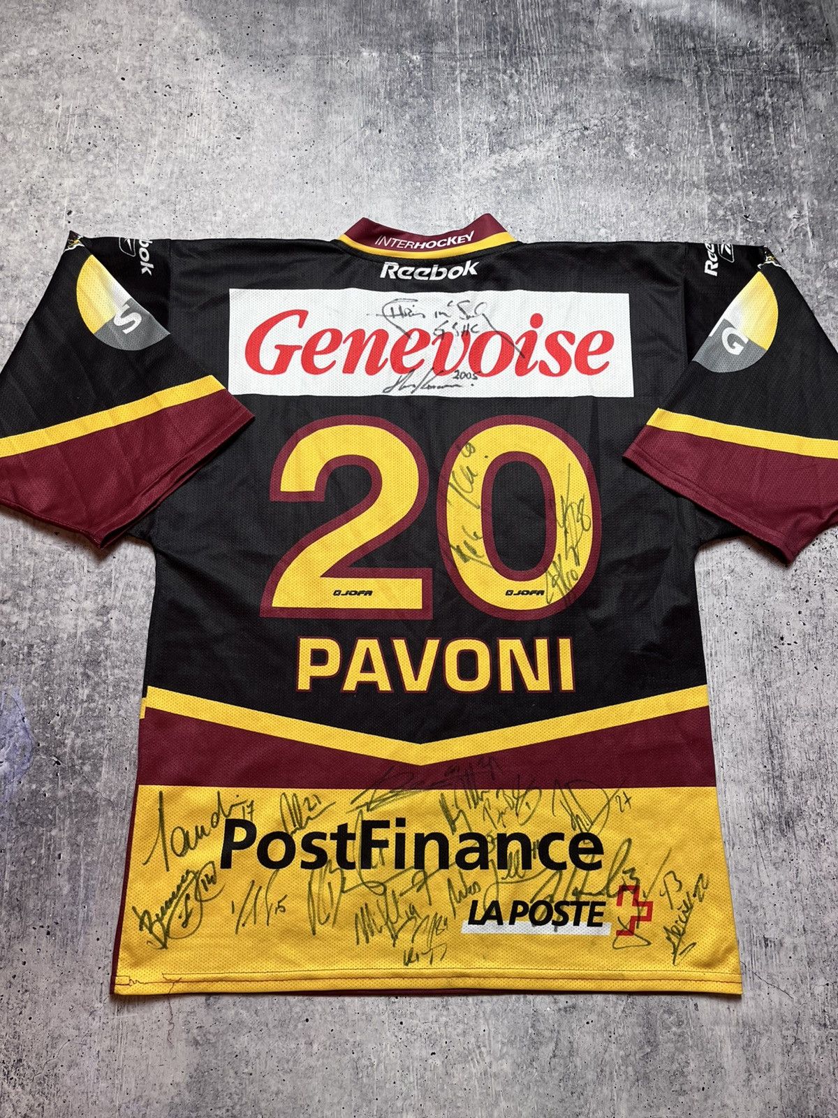 Vintage GENEVE SERVETTE SIGNED ICE HOCKEY JERSEY#20 PAVONI SIZE XS Size US XS / EU 42 / 0 - 7 Thumbnail