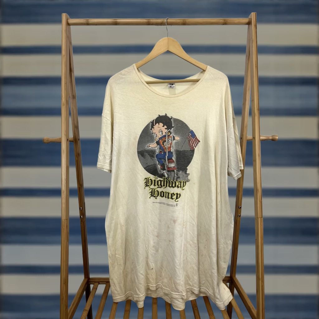 Vintage VTG Betty Highway Honey Biker Chick Motorcycle Ride Oversized Baggy T-Shirt 4XL Men Cream Seven Apparel 4XL Shirt Baggy Riding Mens 90s Size US XXL / EU 58 / 5 - 1 Thumbnail