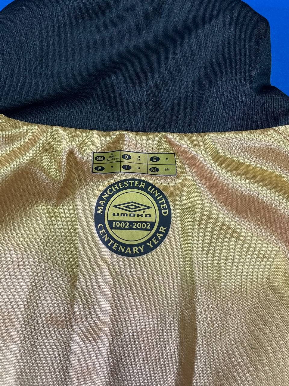 Umbro 2001/02 Manchester United Umbro Reversible Centenary Shirt Size US M / EU 48-50 / 2 - 8 Thumbnail