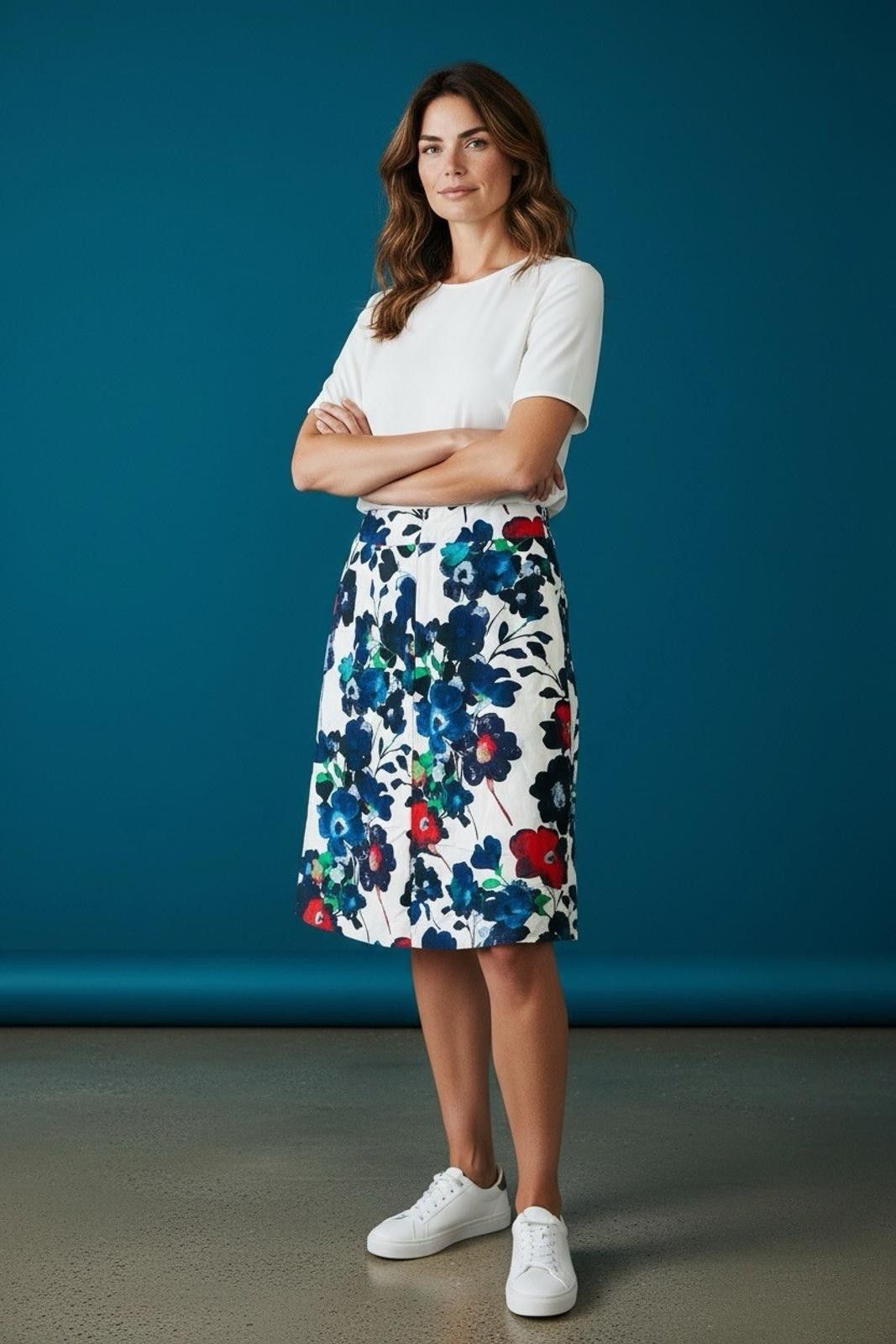 Portland Leather Jacqui E White Floral Skirt Silk Cotton Blend - Size 6 Size 26" / US 2 / IT 38 - 7 Thumbnail