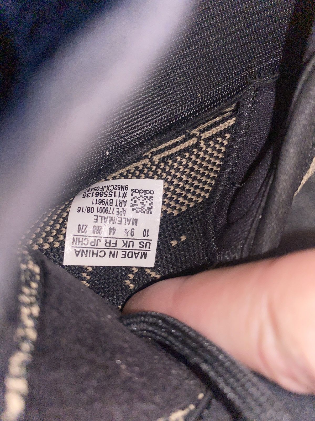 Yeezy Yeezy 350 Olive Size US 10 / EU 43 - 6 Thumbnail