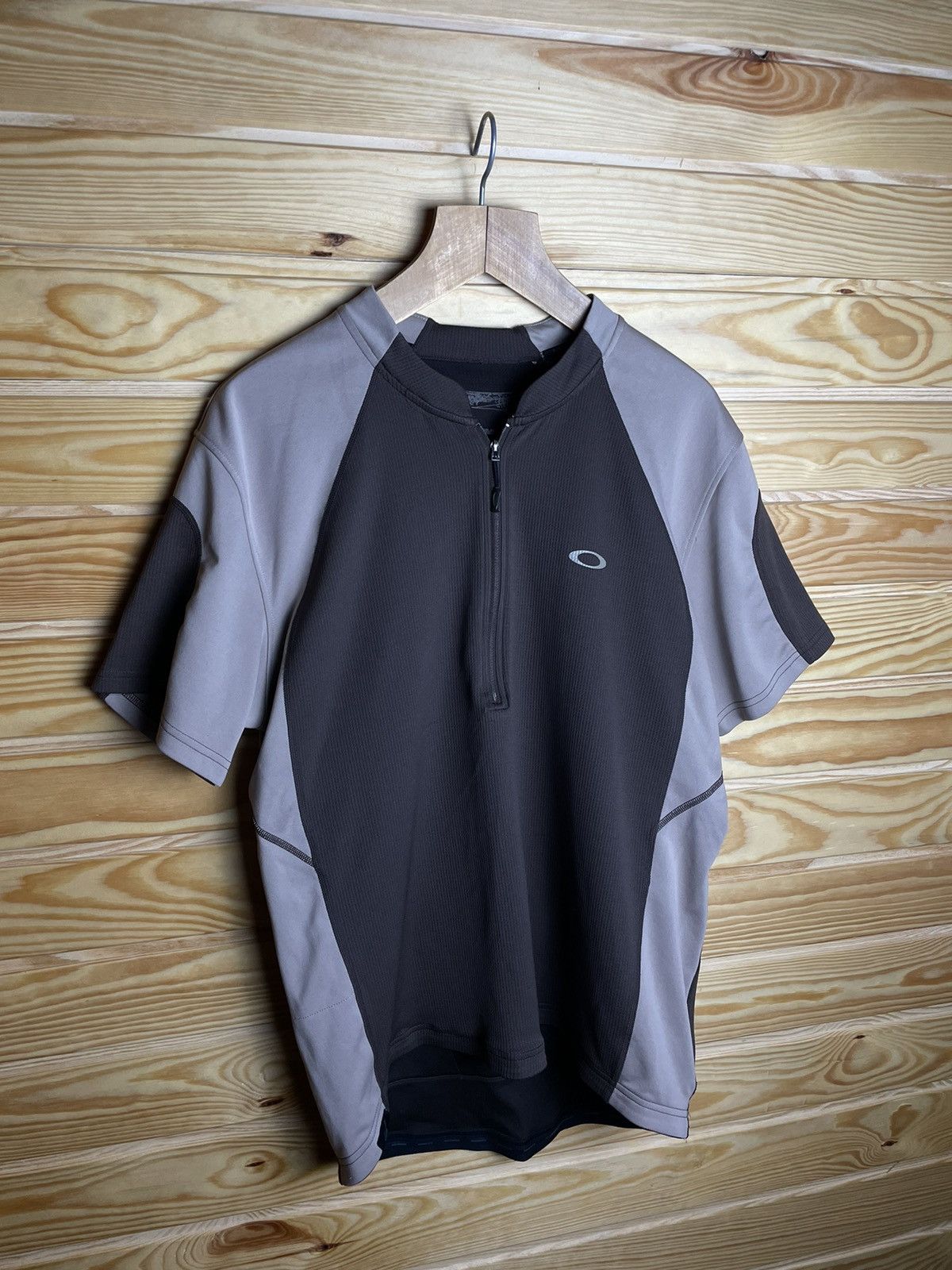 Oakley × Vintage Vintage Oakley Cycling Shirt Size XL Size US XL / EU 56 / 4 - 1 Thumbnail