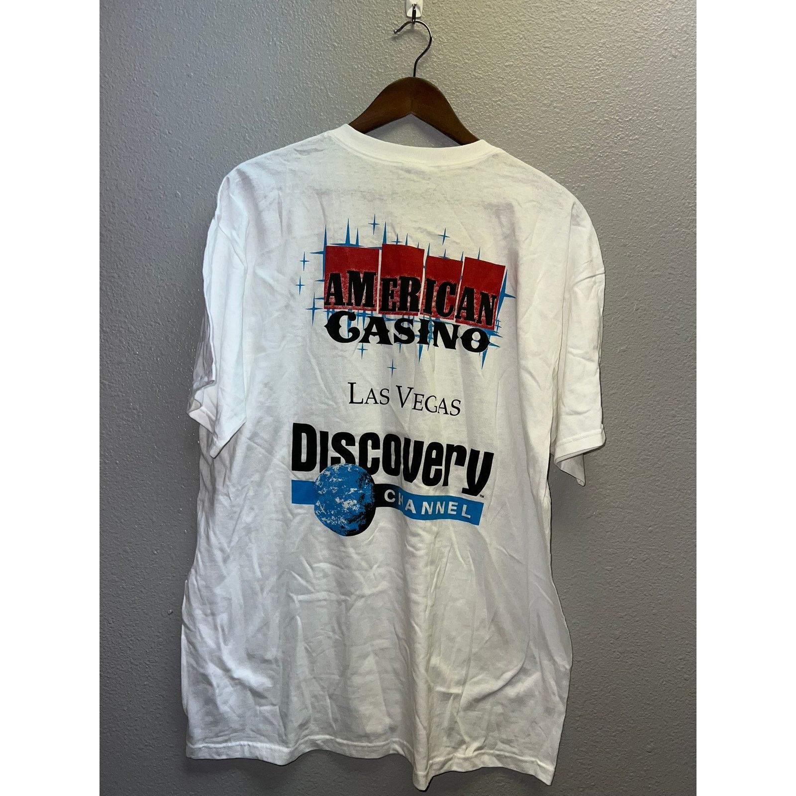 Fruit Of The Loom Vintage Discovery Channel Shirt American Casino TV Show XL Size US XL / EU 56 / 4 - 5 Thumbnail