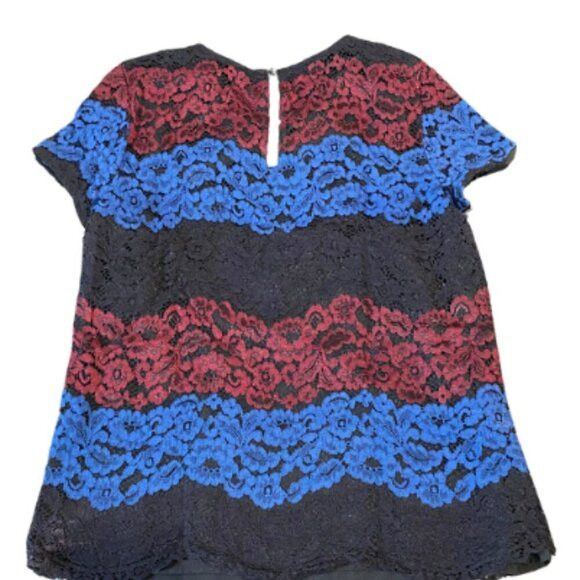 Karl Lagerfeld Karl Lagerfeld Women's Floral Lace Pattern Lasercut Blouse Size XS / US 0-2 / IT 36-38 - 2 Thumbnail