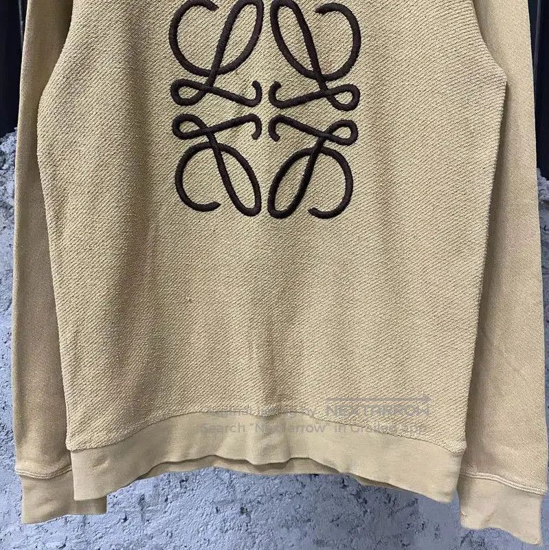 Loewe Loewe Khaki Long Sleeve Sweatshirt for Women . Size XS / US 0-2 / IT 36-38 - 4 Thumbnail