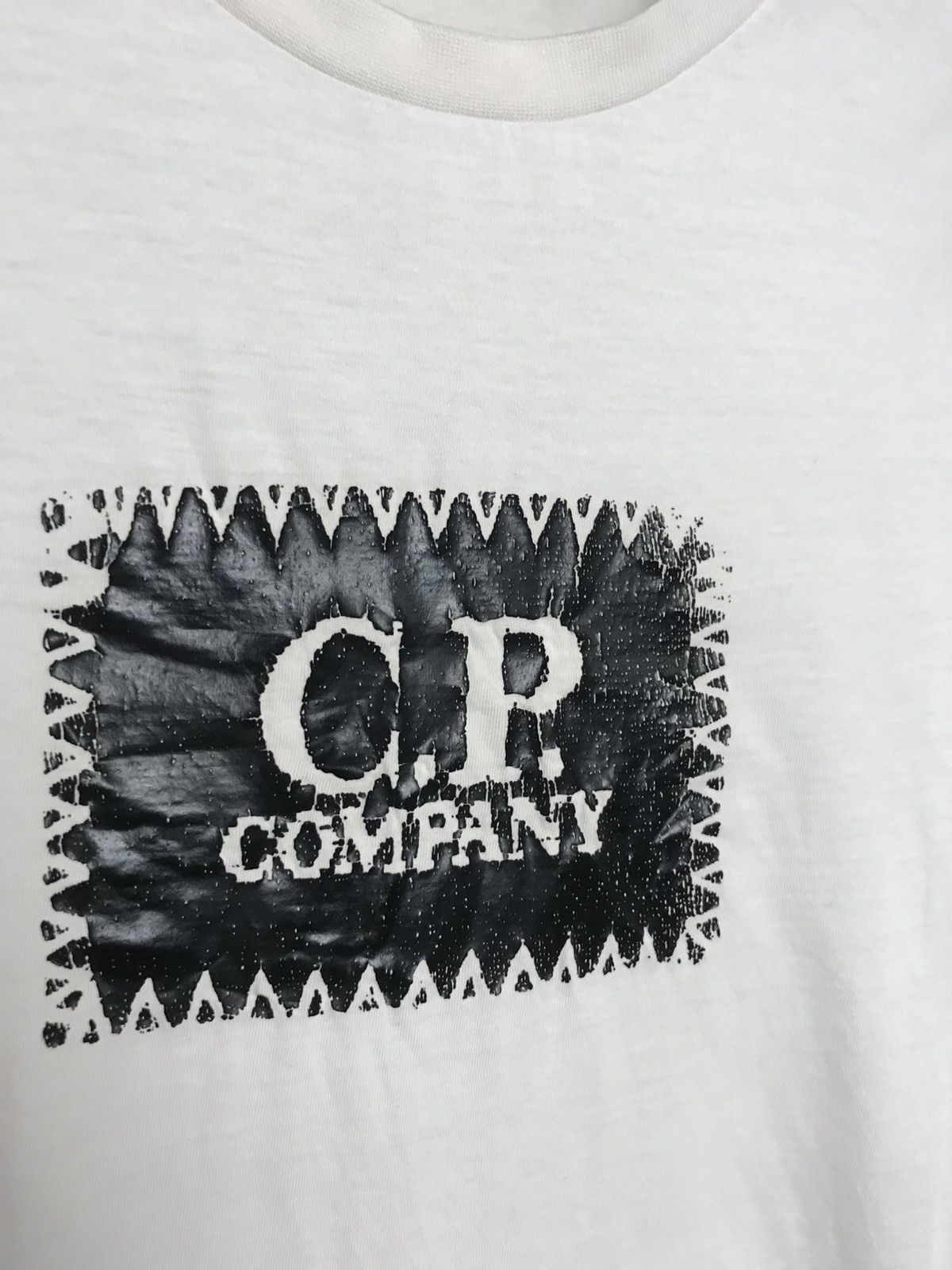C.P. Company 🔥 CP Company Logo Distressed T Shirt White Y2K Tee C.P. Size US M / EU 48-50 / 2 - 7 Thumbnail