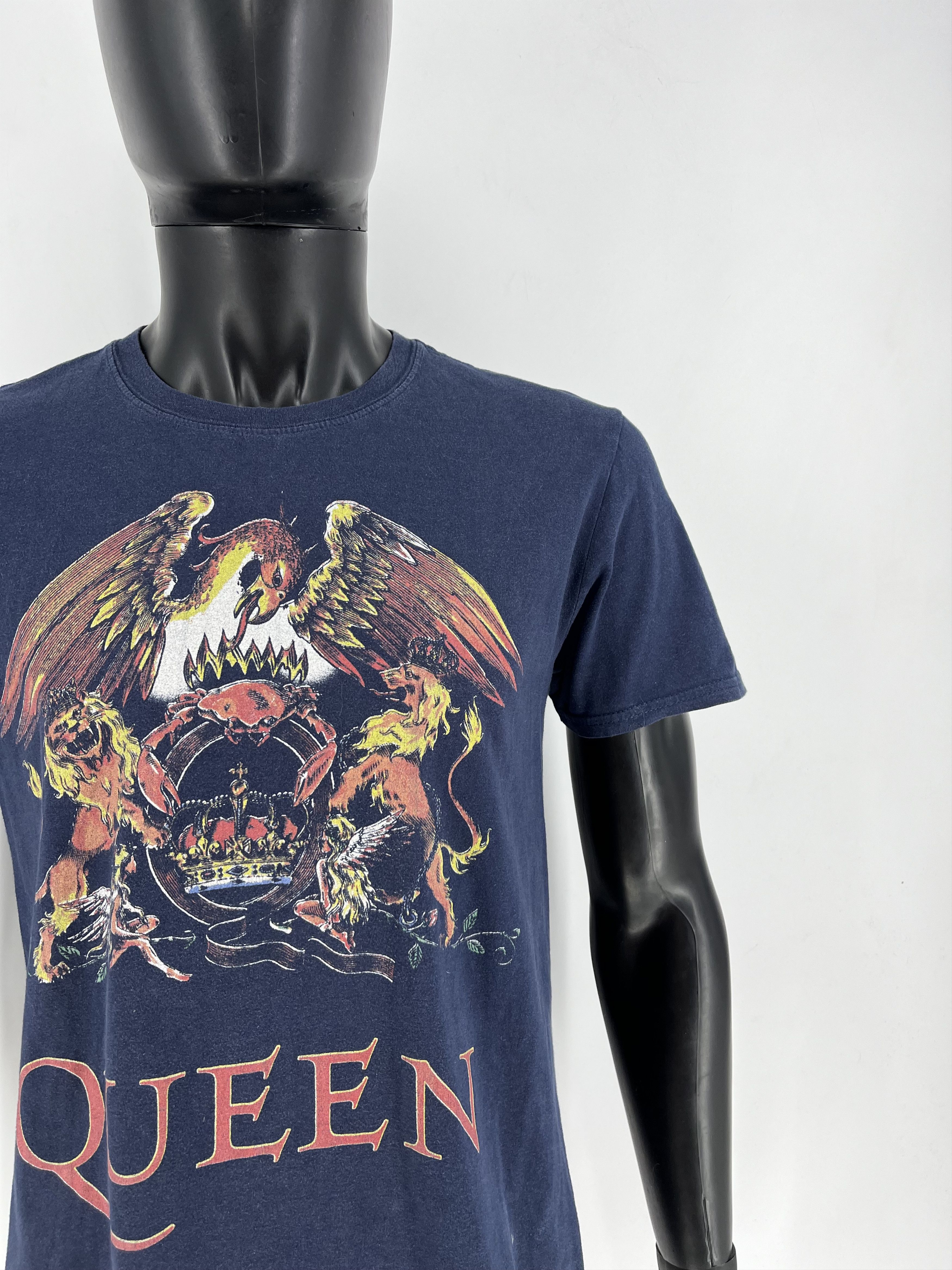 Band Tees Vintage Y2K Queen Tour Tee Size US M / EU 48-50 / 2 - 7 Thumbnail