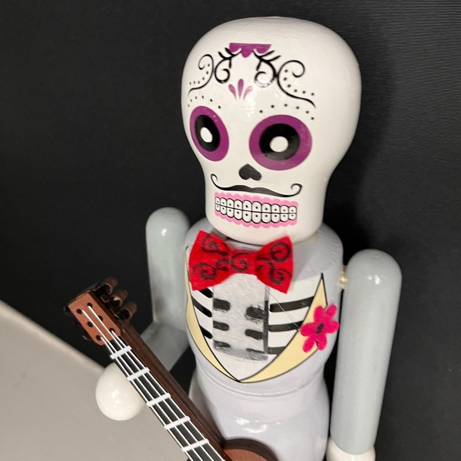 Designer Day Of The Dead Dia De Los Muertos Halloween Nut Cracker NWT Size ONE SIZE - 3 Thumbnail