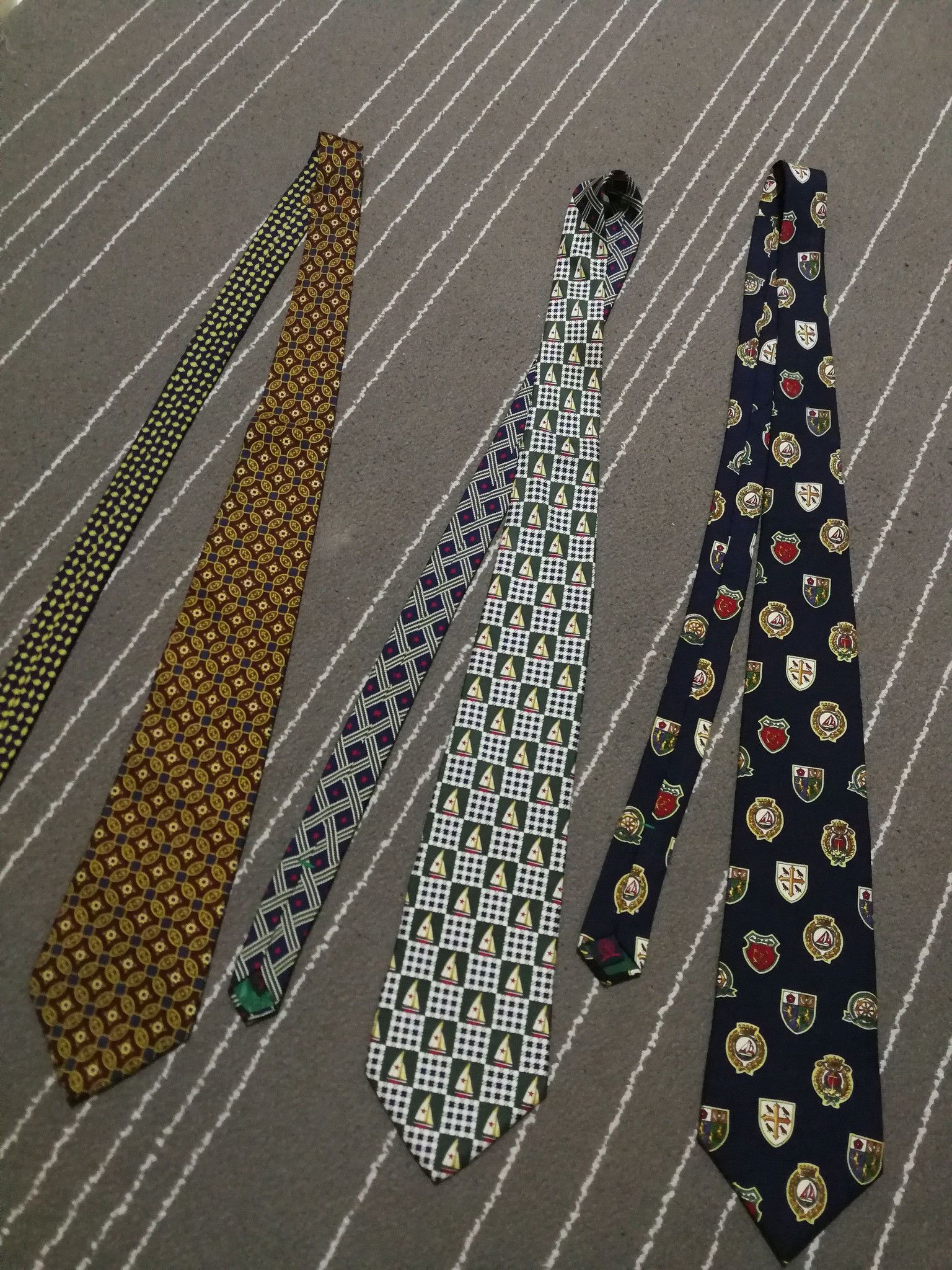 Tommy hilfiger combo neck tie 1997