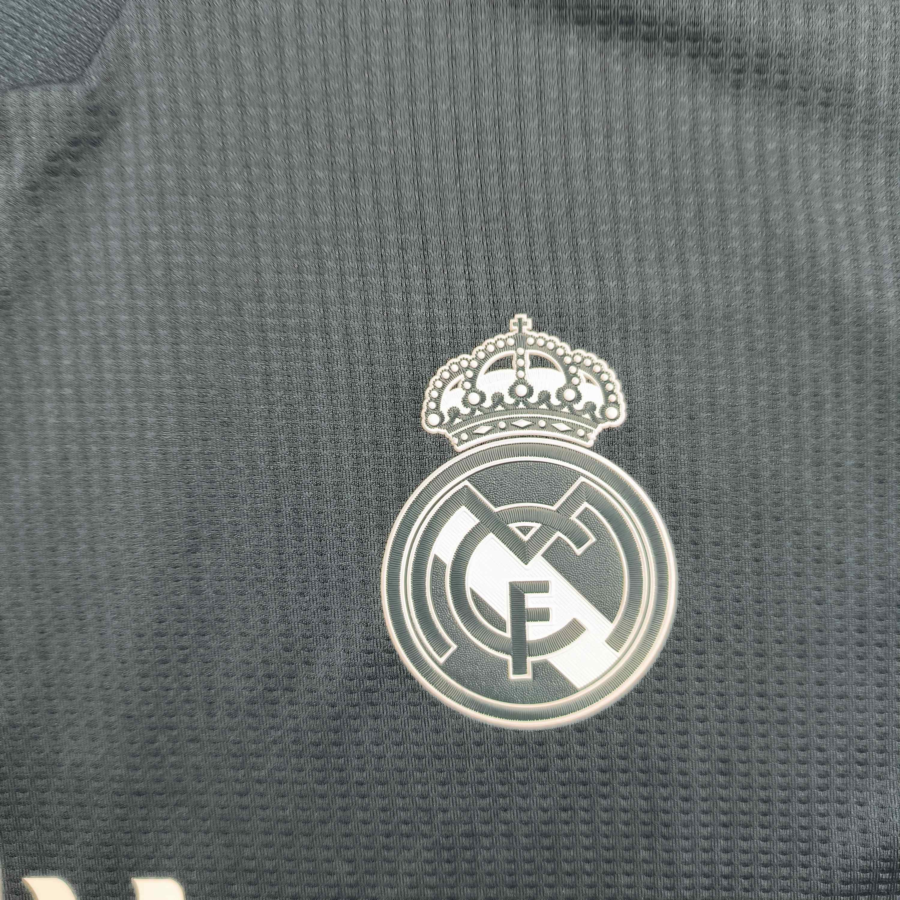Adidas Real Madrid 2018-19 away Player Issue football jersey sz XL Size US XL / EU 56 / 4 - 4 Thumbnail
