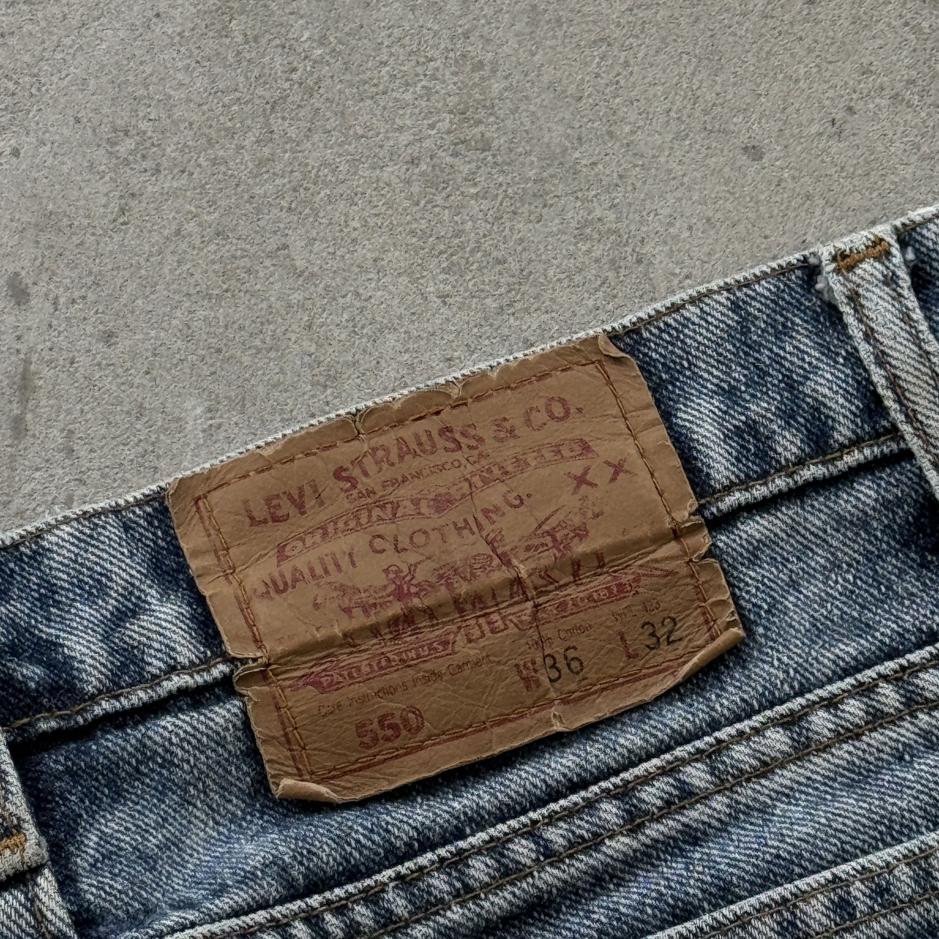 Levi's Vintage 90s Levi's 550 Baggy Washed Blue Jeans Size US 36 / EU 52 - 3 Thumbnail