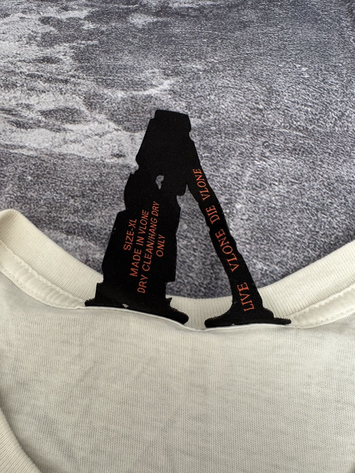 Vlone Vlone T-shirt XL Size US XL / EU 56 / 4 - 4 Thumbnail