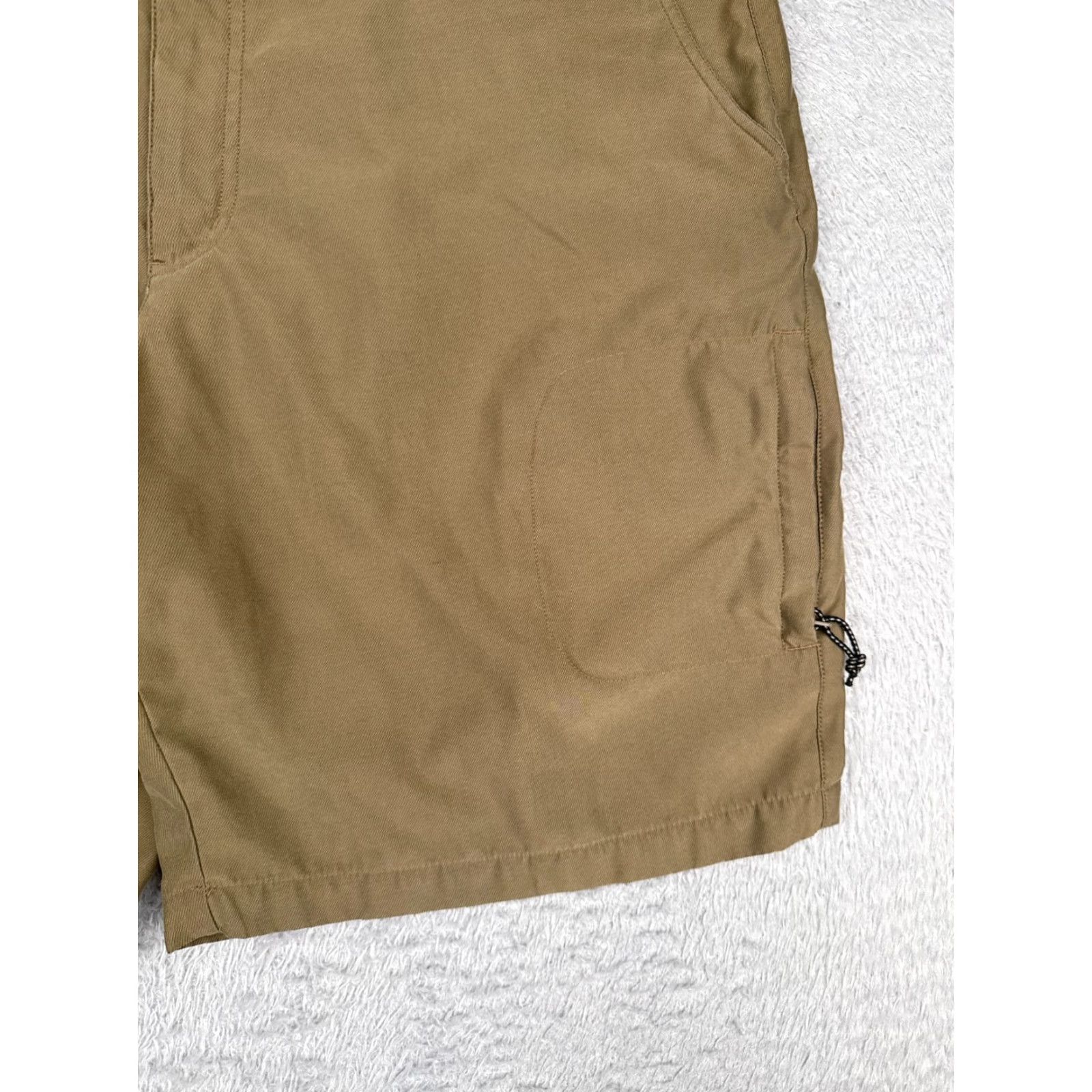 Vintage VINTAGE Columbia Shorts Men 38 Beige Cargo GRT 100% Polyester Hike Camp 38x11 Size US 38 / EU 54 - 2 Thumbnail