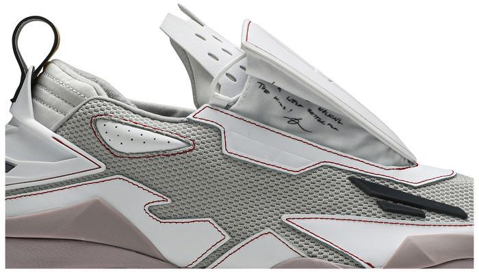 Pyer Moss × Reebok New Reebok X Pyer Moss Experiment 4 Trail Fury Ash Lily 8.5 Size US 8.5 / EU 41-42 - 20 Thumbnail