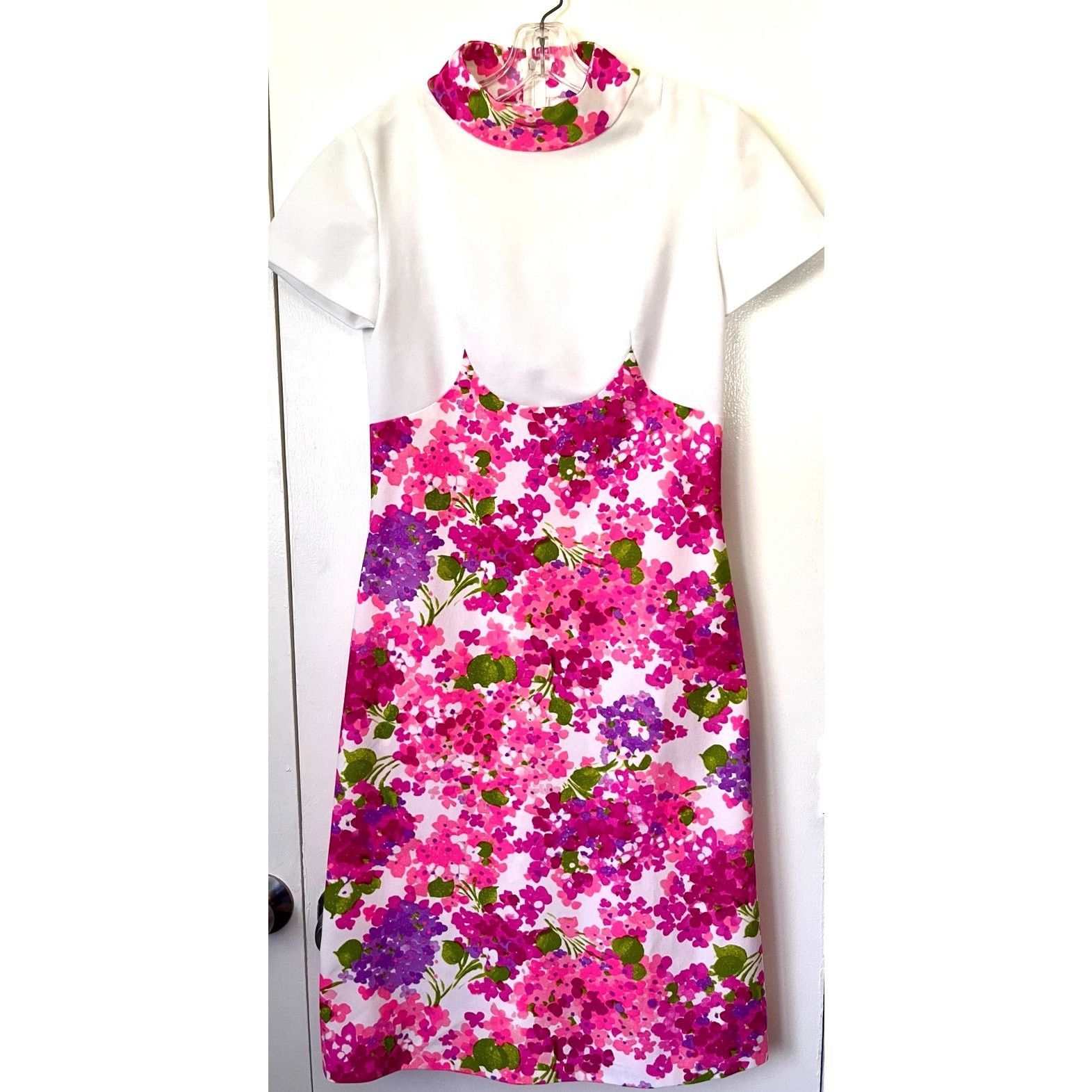 Vintage Vintage 60’s White Pink Flower Power Dress XS Small Groovy Size XS / US 0-2 / IT 36-38 - 1 Thumbnail
