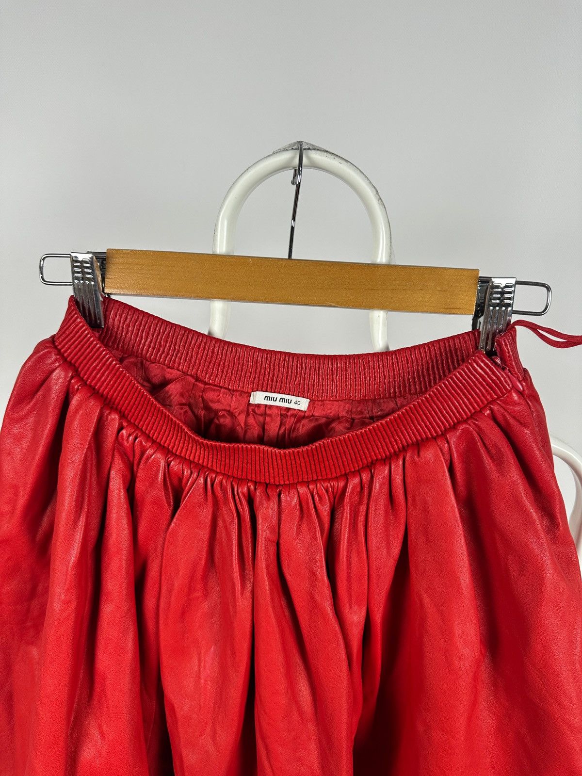 Miu Miu Miu Miu Red Leather Lambskin Mini Skirt Size 27" / US 4 / IT 40 - 17 Thumbnail
