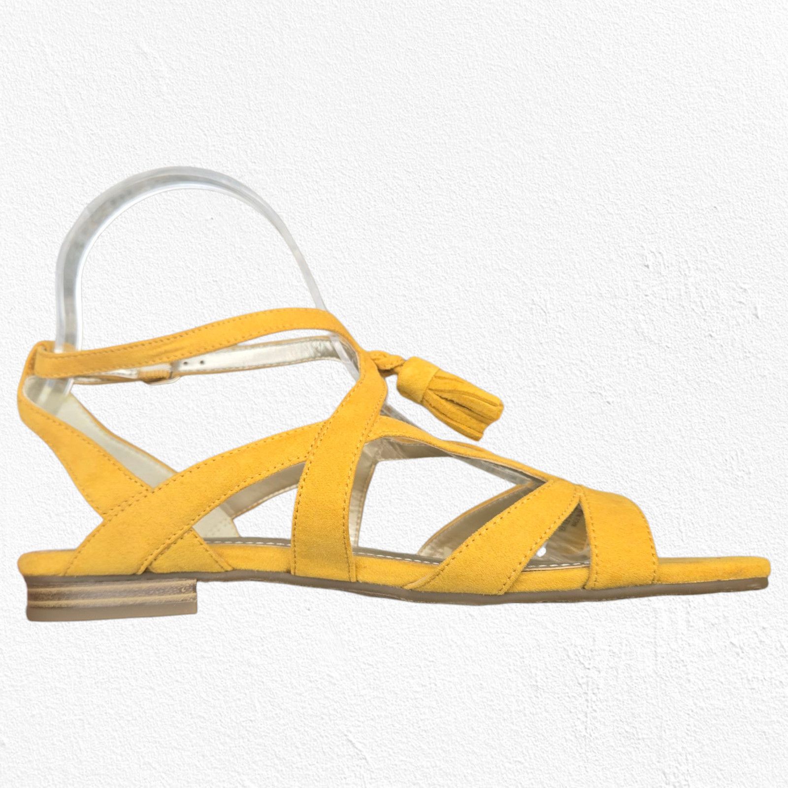 Anne Klein Anne Klein Noreen Yellow Suede Tassel Flat Sandals Size 6 Size US 6 / IT 36 - 10 Thumbnail