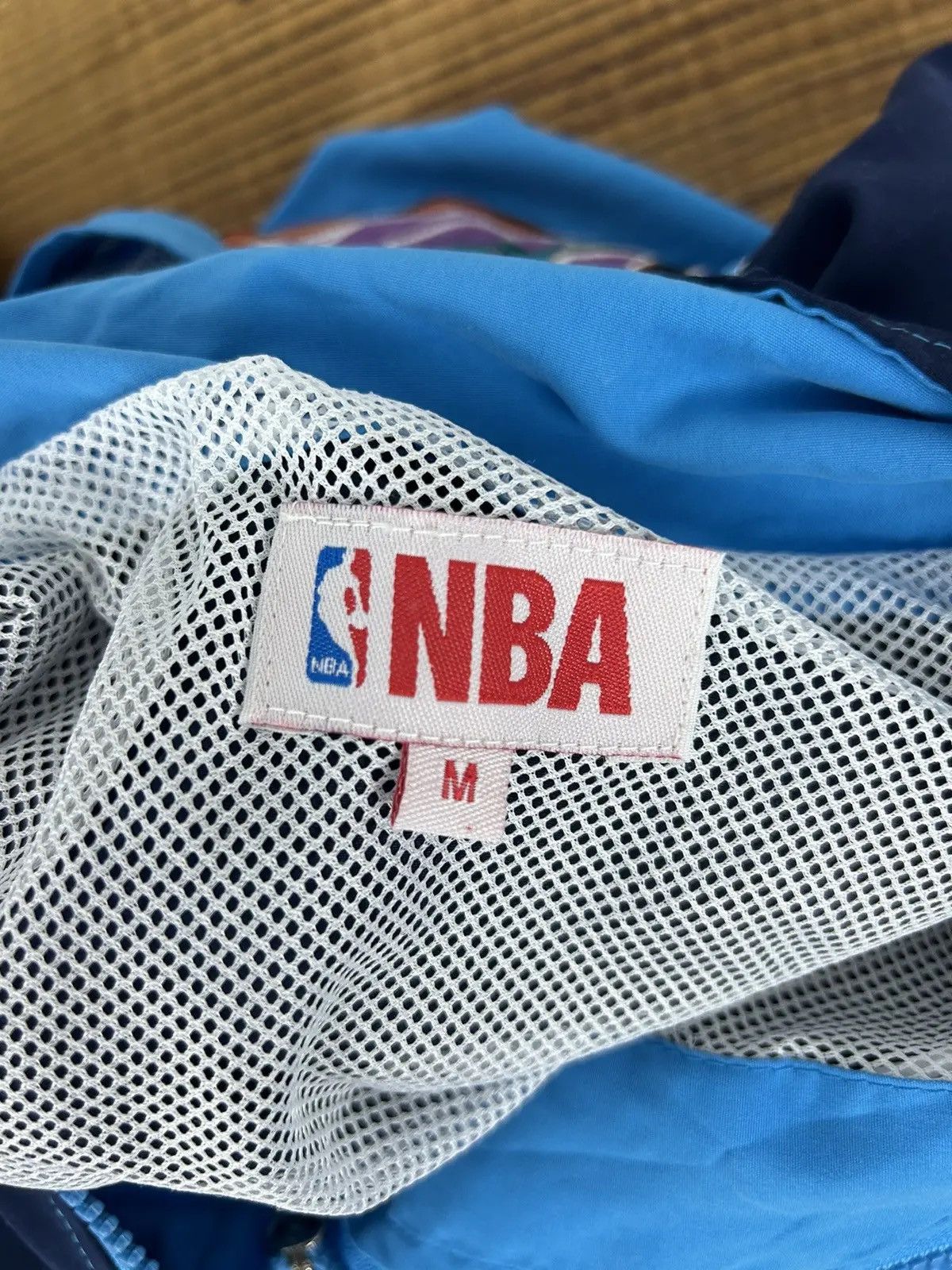 NBA Vintage NBA Utah Jazz Lightweight Transformer Jacket Vest Size US M / EU 48-50 / 2 - 14 Thumbnail