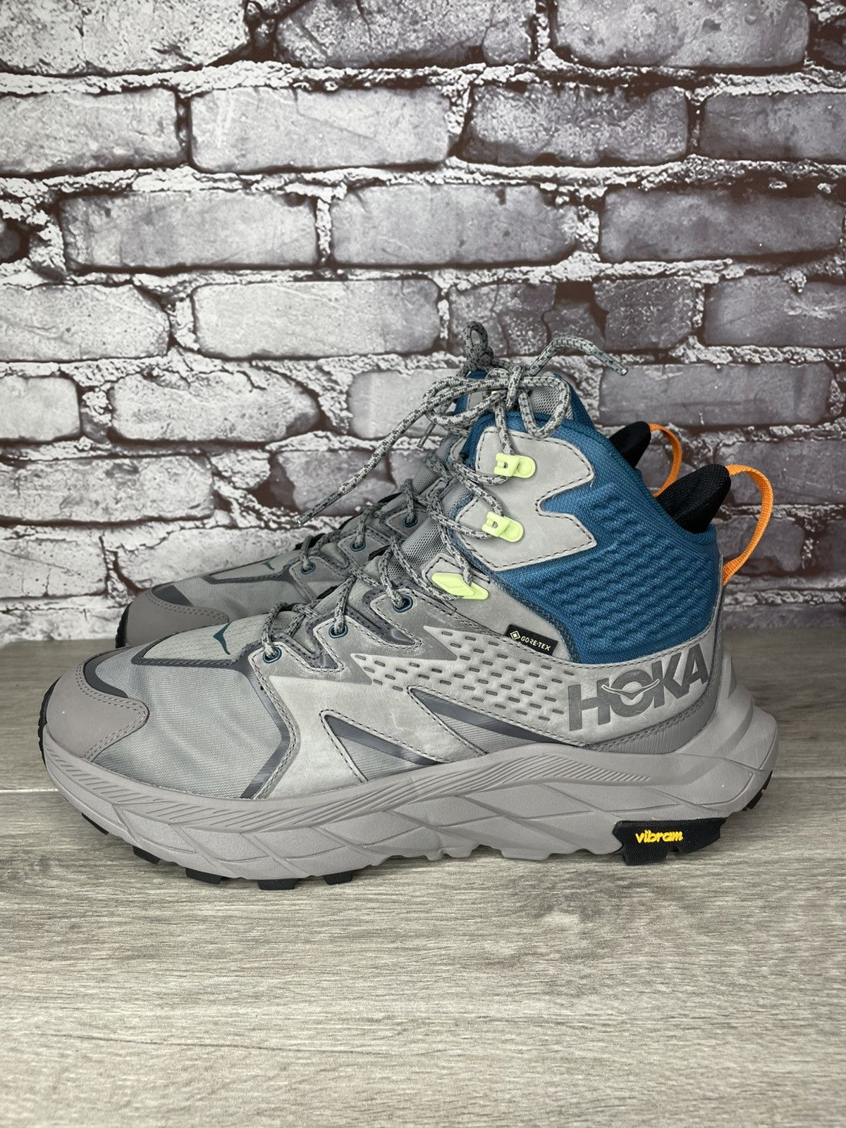 Hoka Hoka One One Anacapa Mid Hiking Boots Men 11D US/45 1/3EU Size US 11.5 / EU 44-45 - 2 Thumbnail