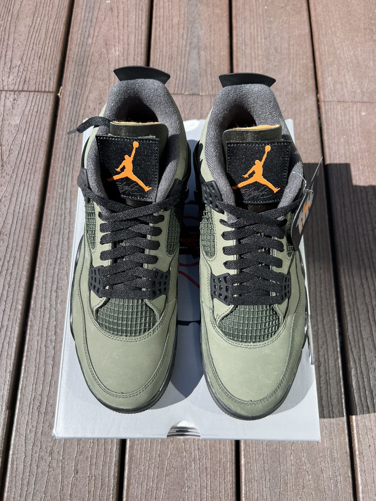 Jordan Brand × Undefeated Jordan IV Undefeated 10 Size US 10 / EU 43 - 4 Thumbnail