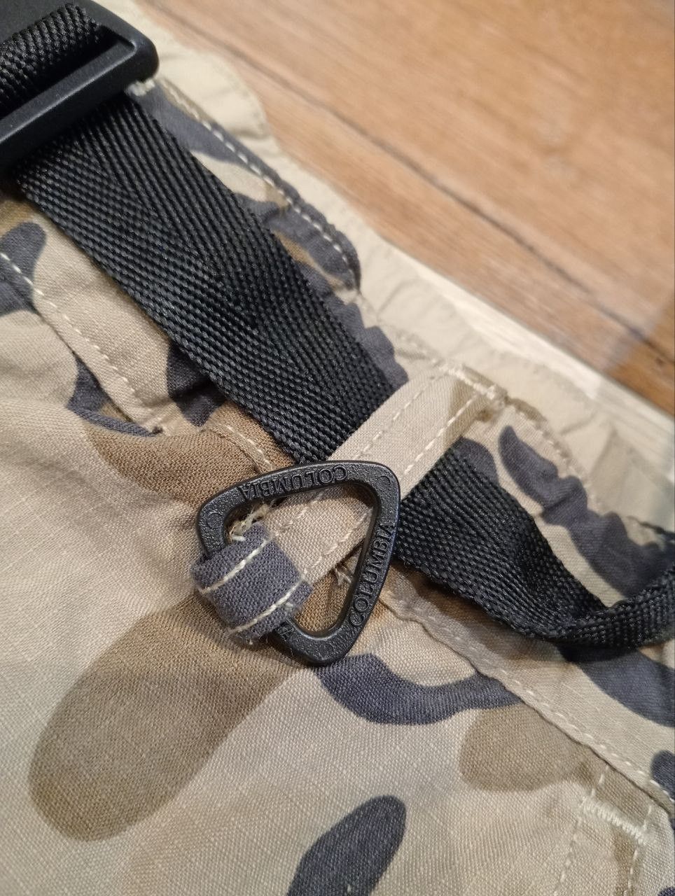 Columbia COLUMBIA TITANIUM CAMO PARACHUTE PANTS Size US 35 - 7 Thumbnail